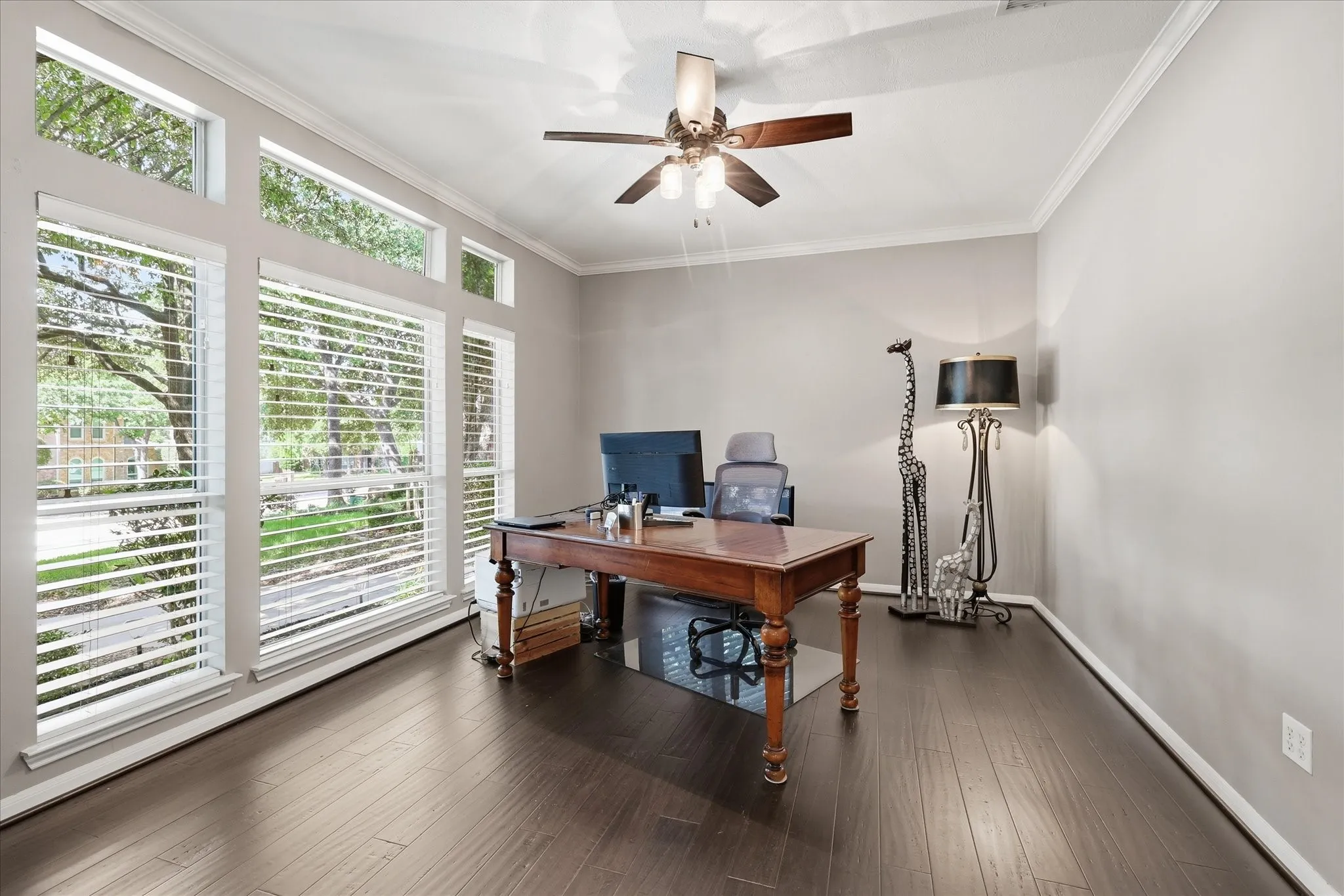 Single Family Residence For Sale in Tarrant County , 805 Highland Lakes Court, Keller, Texas 76248, 4 Bedroom, 3 Bathroom, 3 Garage spaces, 3,416 Sqft, built in 1995, mls#21259254, Real Estate Agent in Keller, Homes For Sale in Tarrant county, Homes For Sale in Keller, Realtor in Keller Texas, Real Estate Brokerage Independent Realty Texas, Luminita Cordes Realtor
