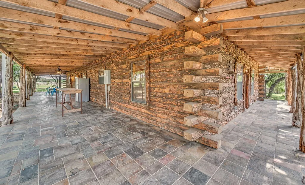 Farm For Sale in Bosque County , 8606 Fm 219, Clifton, Texas 76634, 3 Bedroom, 2 Bathroom, Garage spaces, 2,417 Sqft, built in 2000, mls#21261898, Real Estate Agent in Clifton, Homes For Sale in Bosque county, Homes For Sale in Clifton, Realtor in Clifton Texas, Real Estate Brokerage Independent Realty Texas, Luminita Cordes Realtor