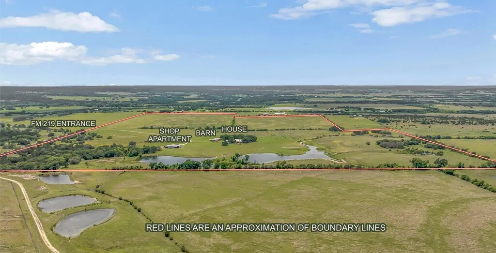 Farm For Sale in Bosque County , 8606 Fm 219, Clifton, Texas 76634, 3 Bedroom, 2 Bathroom, Garage spaces, 2,417 Sqft, built in 2000, mls#21261898, Real Estate Agent in Clifton, Homes For Sale in Bosque county, Homes For Sale in Clifton, Realtor in Clifton Texas, Real Estate Brokerage Independent Realty Texas, Luminita Cordes Realtor