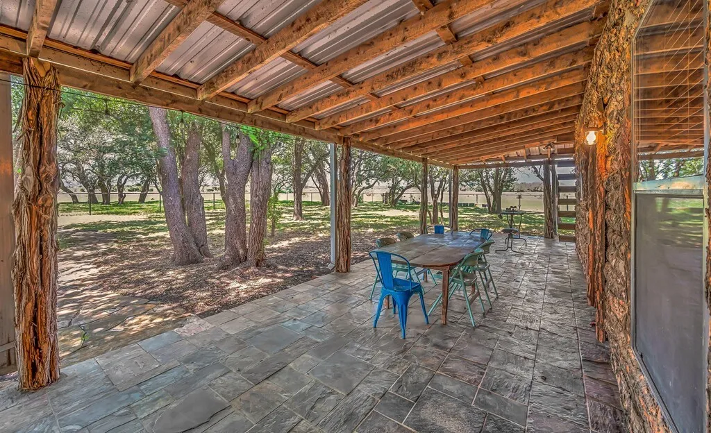 Farm For Sale in Bosque County , 8606 Fm 219, Clifton, Texas 76634, 3 Bedroom, 2 Bathroom, Garage spaces, 2,417 Sqft, built in 2000, mls#21261898, Real Estate Agent in Clifton, Homes For Sale in Bosque county, Homes For Sale in Clifton, Realtor in Clifton Texas, Real Estate Brokerage Independent Realty Texas, Luminita Cordes Realtor