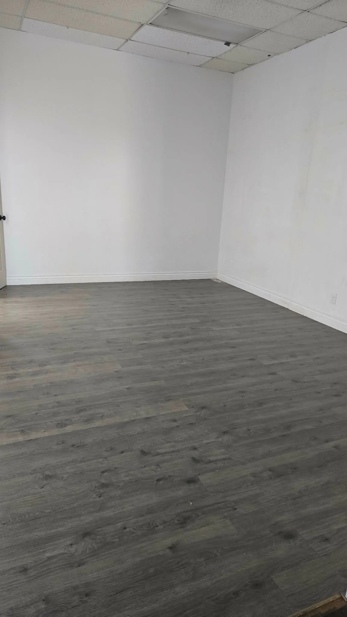 Business For Rent in Denton County , 1010 S Edmonds Lane 103, 107, Lewisville, Texas 75067, 0, 0, Garage spaces, 0 Sqft, built in 1985, Preowned, Price $2,250, mls#21257853, Real Estate Agent in Lewisville, Homes For Rent in Denton county, Homes For Rent in Lewisville, Realtor in Lewisville Texas, Real Estate Brokerage Independent Realty Texas, Luminita Cordes Realtor