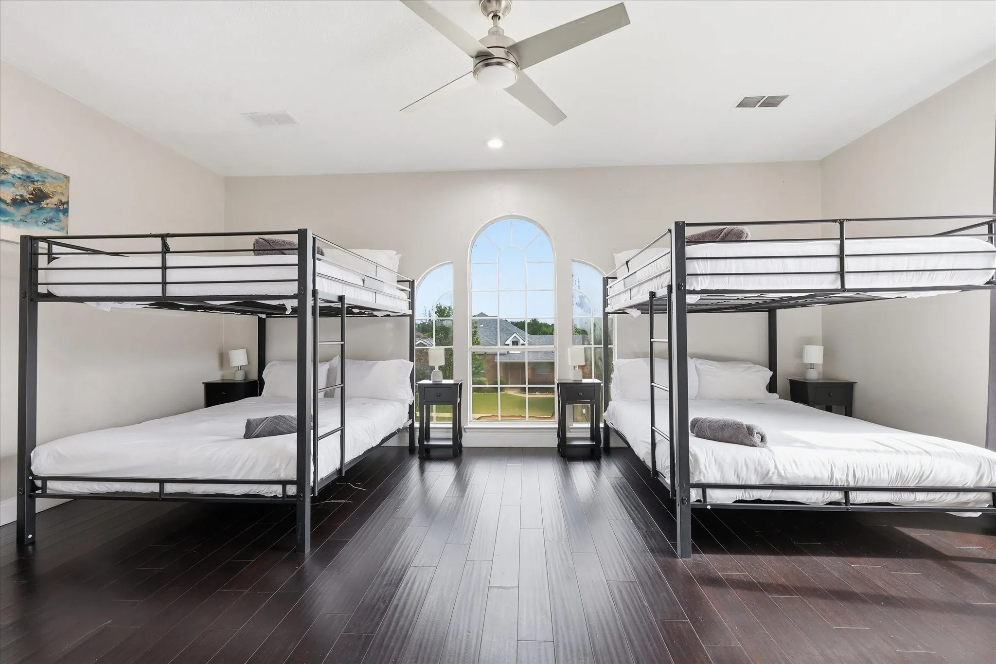 Single Family Residence For Sale in Dallas County , 4417 Teal Court, Sachse, Texas 75048, 5 Bedrooms, 5 Bathrooms, 2 Garage spaces, 3,138 Sqft, built in 2002, Preowned, Price $628,000, mls#21261807, Real Estate Agent in Sachse, Homes For Sale in Dallas county, Homes For Sale in Sachse, Realtor in Sachse Texas, Real Estate Brokerage Independent Realty Texas, Luminita Cordes Realtor