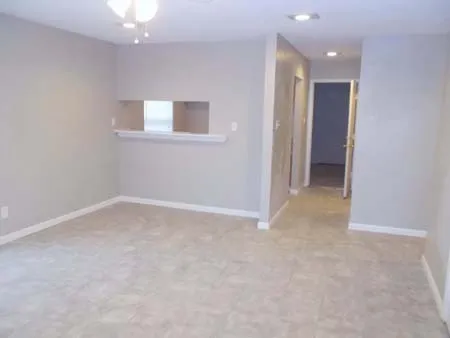 Duplex For Rent in Ellis County , 1504 Cardinal Drive, Ennis, Texas 75119, 2 Bedroom, 1 Bathroom, 1 Garage spaces, 1,016 Sqft, built in 1983, mls#21261933, Real Estate Agent in Ennis, Homes For Rent in Ellis county, Homes For Rent in Ennis, Realtor in Ennis Texas, Real Estate Brokerage Independent Realty Texas, Luminita Cordes Realtor