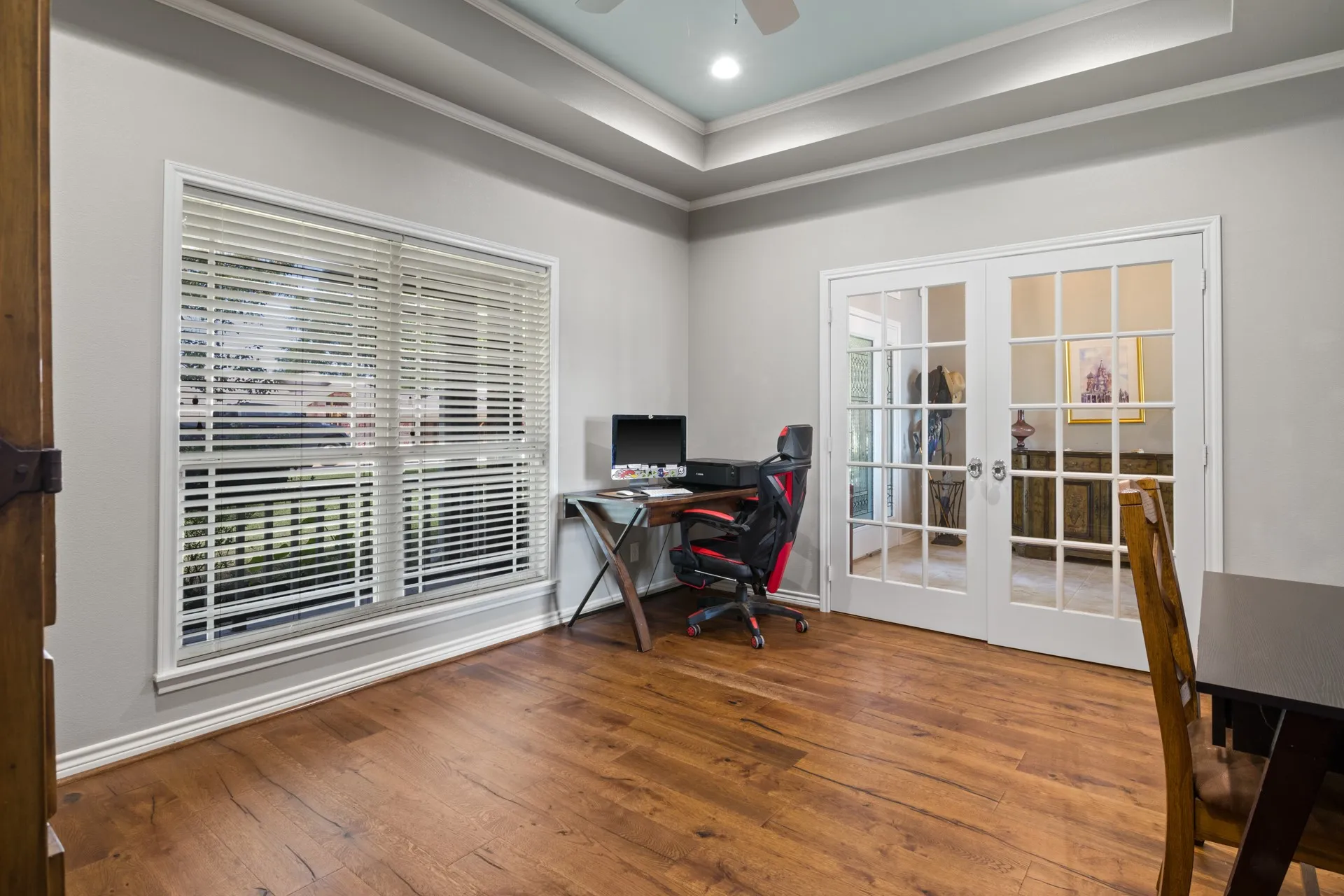 Single Family Residence For Sale in Titus County , 398 Private Road 2939, Pittsburg, Texas 75686, 3 Bedrooms, 3 Bathrooms, 3 Garage spaces, 2,751 Sqft, built in 2017, Price $1,300,000, mls#21261474, Real Estate Agent in Pittsburg, Homes For Sale in Titus county, Homes For Sale in Pittsburg, Realtor in Pittsburg Texas, Real Estate Brokerage Independent Realty Texas, Luminita Cordes Realtor
