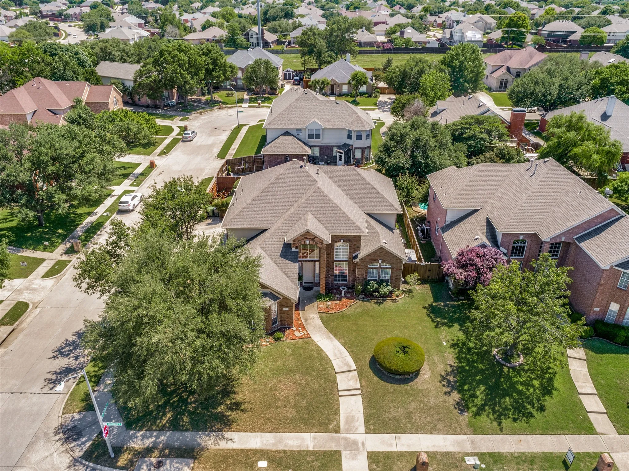 Single Family Residence For Sale in Collin County , 206 Sweetgum Drive, Murphy, Texas 75094, 4 Bedroom, 4 Bathroom, 3 Garage spaces, 3,512 Sqft, built in 1999, mls#21261945, Real Estate Agent in Murphy, Homes For Sale in Collin county, Homes For Sale in Murphy, Realtor in Murphy Texas, Real Estate Brokerage Independent Realty Texas, Luminita Cordes Realtor