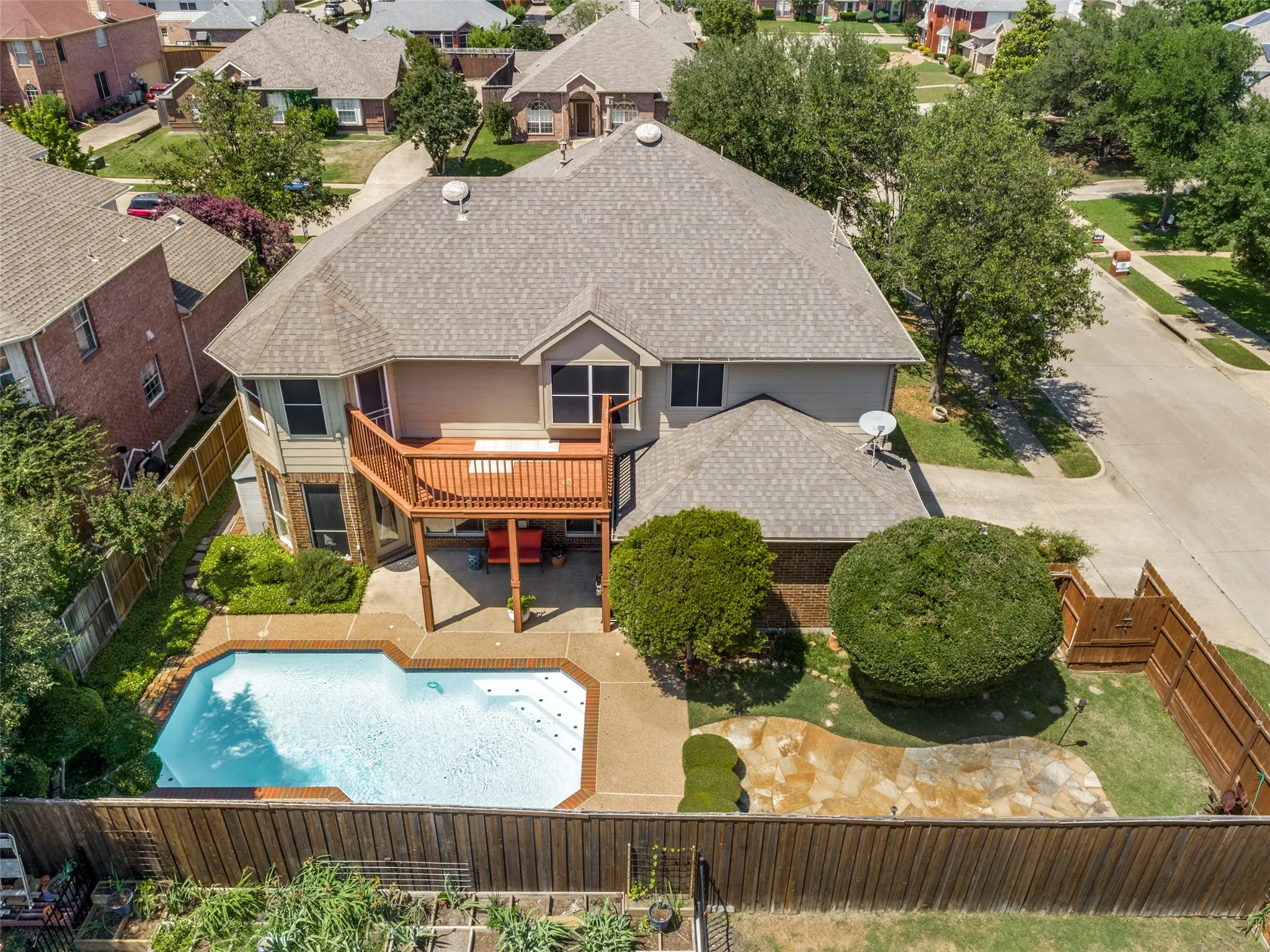 Single Family Residence For Sale in Collin County , 206 Sweetgum Drive, Murphy, Texas 75094, 4 Bedroom, 4 Bathroom, 3 Garage spaces, 3,512 Sqft, built in 1999, mls#21261945, Real Estate Agent in Murphy, Homes For Sale in Collin county, Homes For Sale in Murphy, Realtor in Murphy Texas, Real Estate Brokerage Independent Realty Texas, Luminita Cordes Realtor