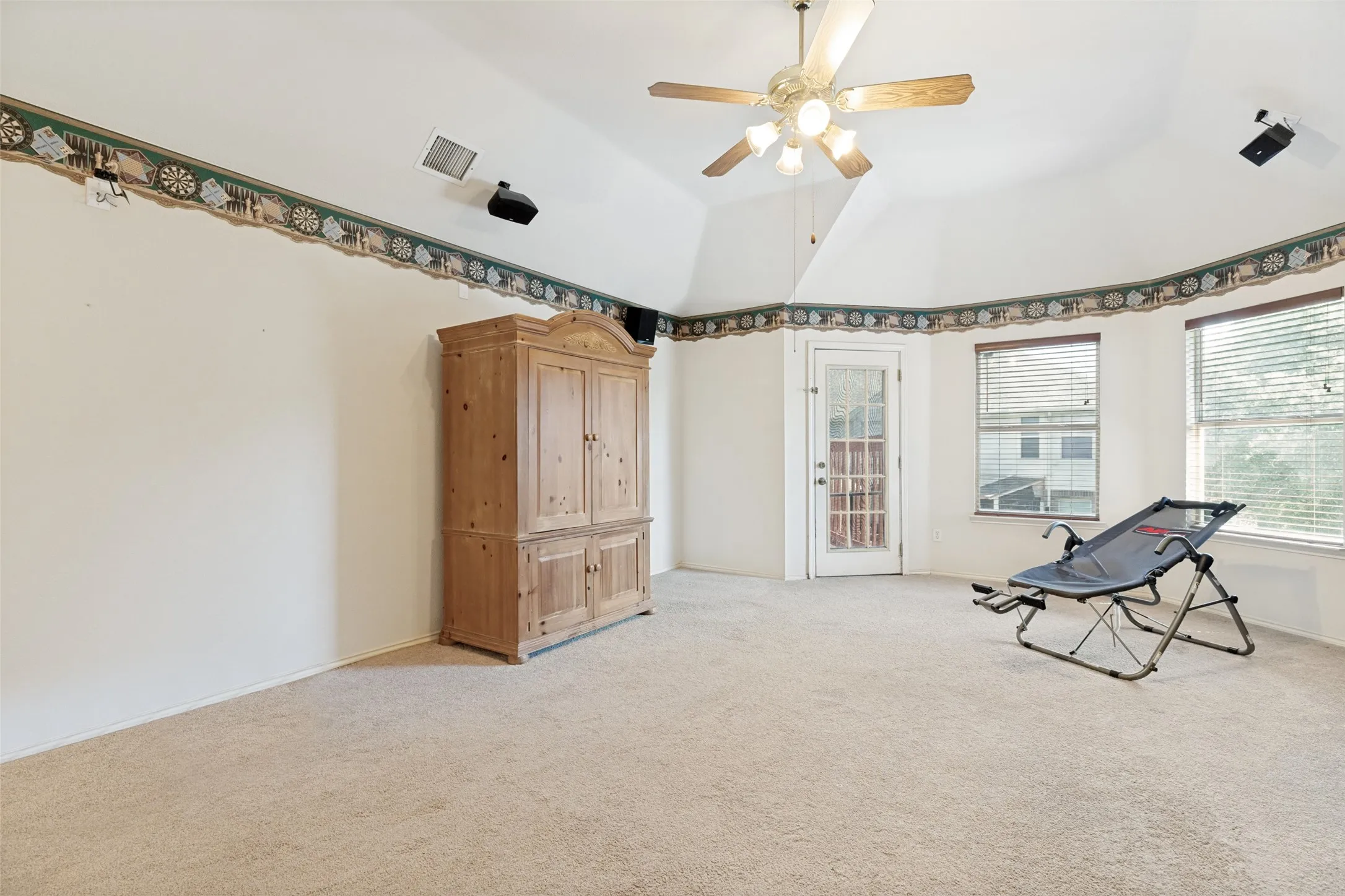 Single Family Residence For Sale in Collin County , 206 Sweetgum Drive, Murphy, Texas 75094, 4 Bedroom, 4 Bathroom, 3 Garage spaces, 3,512 Sqft, built in 1999, mls#21261945, Real Estate Agent in Murphy, Homes For Sale in Collin county, Homes For Sale in Murphy, Realtor in Murphy Texas, Real Estate Brokerage Independent Realty Texas, Luminita Cordes Realtor