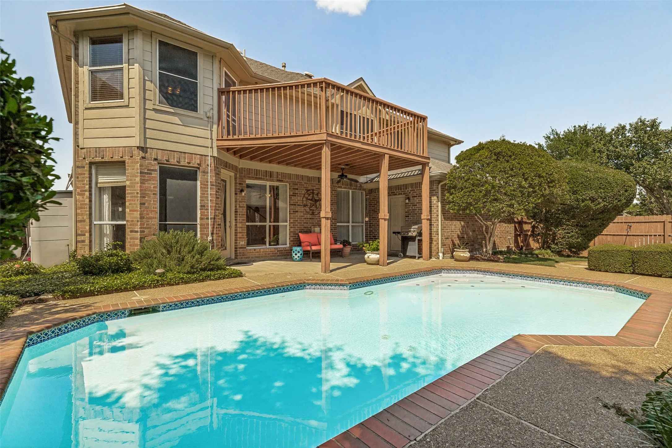 Single Family Residence For Sale in Collin County , 206 Sweetgum Drive, Murphy, Texas 75094, 4 Bedroom, 4 Bathroom, 3 Garage spaces, 3,512 Sqft, built in 1999, mls#21261945, Real Estate Agent in Murphy, Homes For Sale in Collin county, Homes For Sale in Murphy, Realtor in Murphy Texas, Real Estate Brokerage Independent Realty Texas, Luminita Cordes Realtor