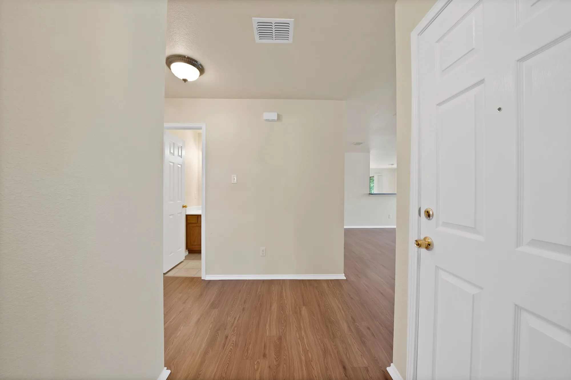 Single Family Residence For Sale in Collin County , 1405 Oak Hollow Lane, Anna, Texas 75409, 3 Bedroom, 2 Bathroom, 2 Garage spaces, 1,620 Sqft, built in 2004, mls#21261920, Real Estate Agent in Anna, Homes For Sale in Collin county, Homes For Sale in Anna, Realtor in Anna Texas, Real Estate Brokerage Independent Realty Texas, Luminita Cordes Realtor
