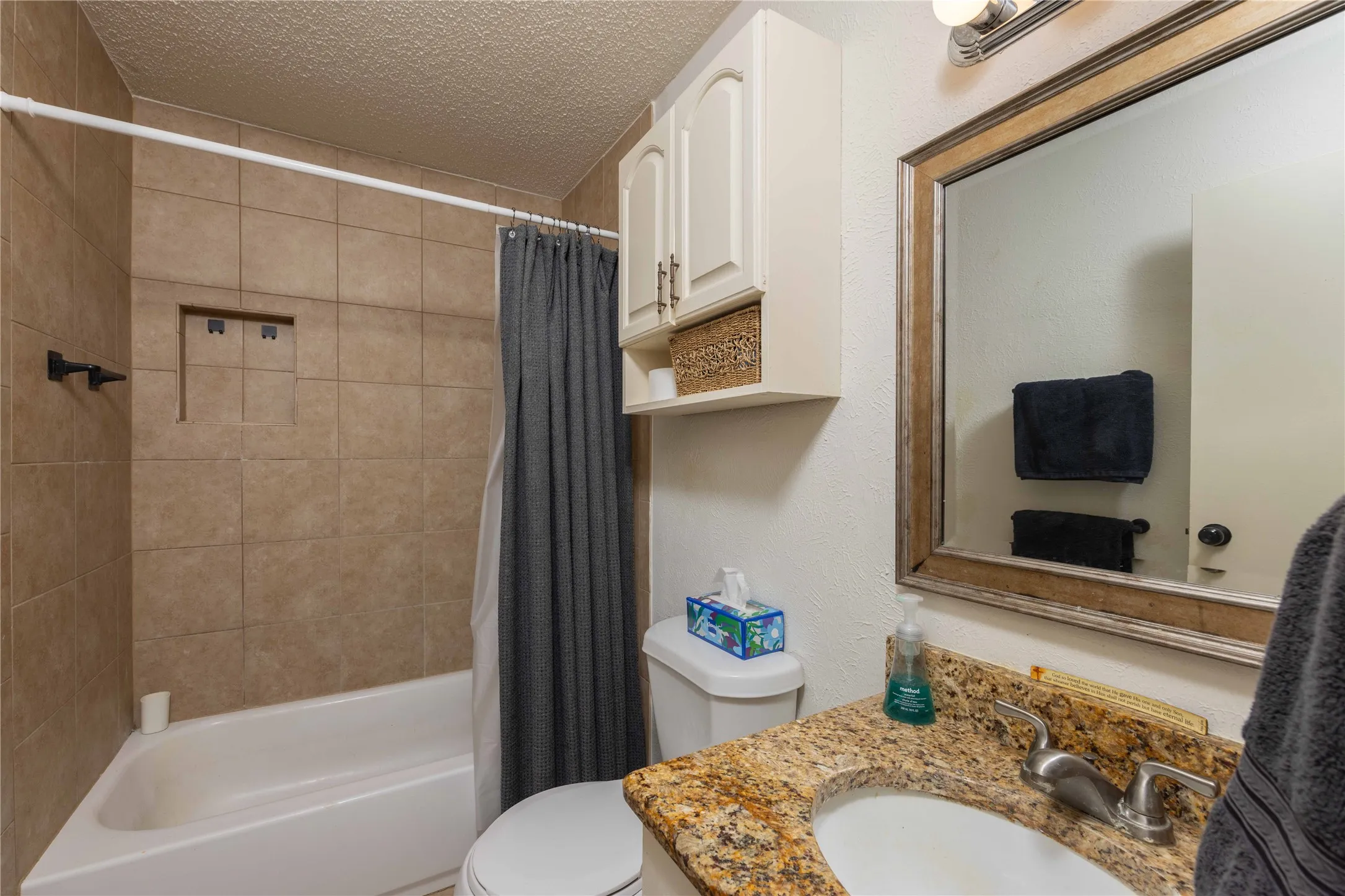 Townhouse For Sale in Dallas County , 4806 Rollingwood Court, Garland, Texas 75043, 3 Bedroom, 3 Bathroom, Garage spaces, 1,582 Sqft, built in 1973, mls#21261969, Real Estate Agent in Garland, Homes For Sale in Dallas county, Homes For Sale in Garland, Realtor in Garland Texas, Real Estate Brokerage Independent Realty Texas, Luminita Cordes Realtor