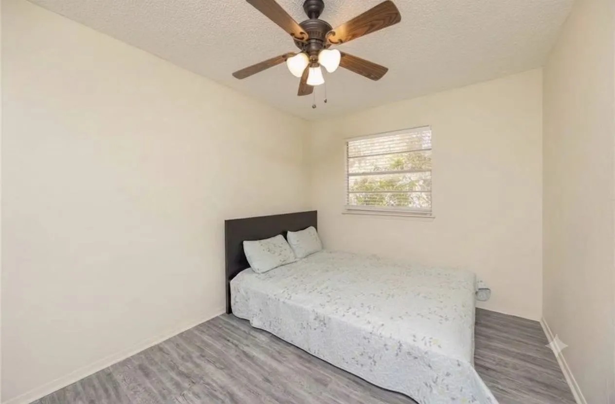 Townhouse For Sale in Dallas County , 4806 Rollingwood Court, Garland, Texas 75043, 3 Bedroom, 3 Bathroom, Garage spaces, 1,582 Sqft, built in 1973, mls#21261969, Real Estate Agent in Garland, Homes For Sale in Dallas county, Homes For Sale in Garland, Realtor in Garland Texas, Real Estate Brokerage Independent Realty Texas, Luminita Cordes Realtor