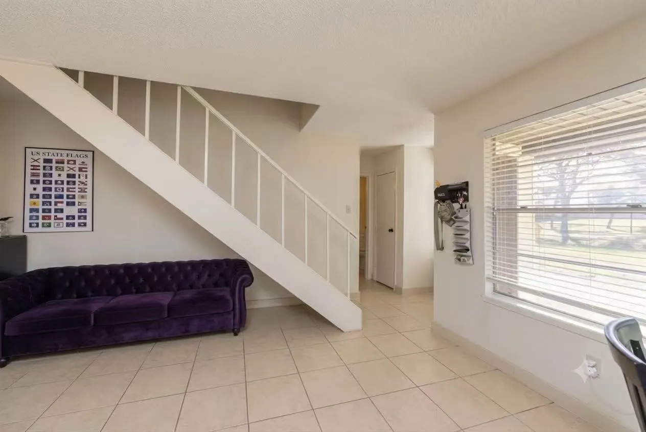 Townhouse For Sale in Dallas County , 4806 Rollingwood Court, Garland, Texas 75043, 3 Bedroom, 3 Bathroom, Garage spaces, 1,582 Sqft, built in 1973, mls#21261969, Real Estate Agent in Garland, Homes For Sale in Dallas county, Homes For Sale in Garland, Realtor in Garland Texas, Real Estate Brokerage Independent Realty Texas, Luminita Cordes Realtor