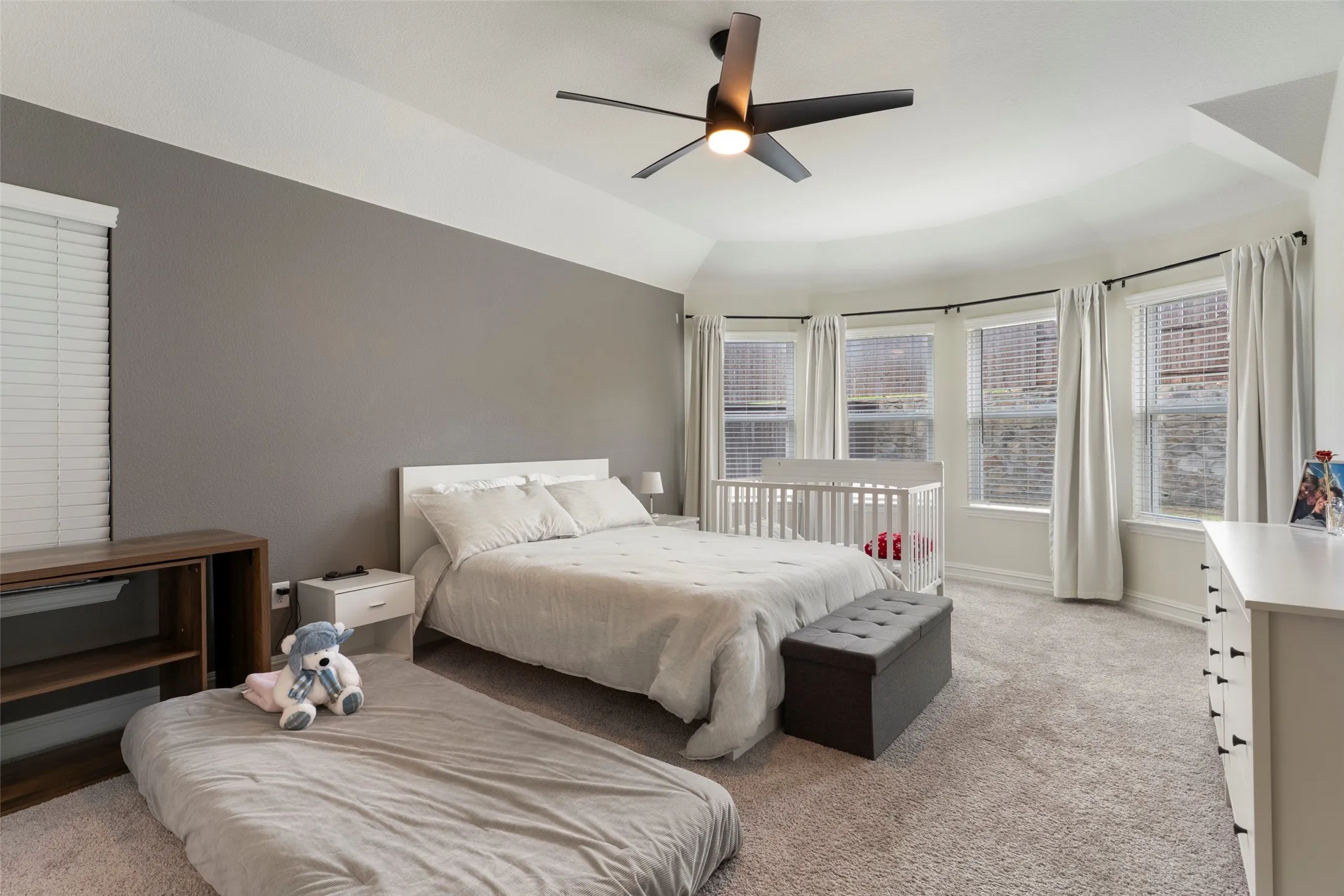 Single Family Residence For Sale in Collin County , 2020 Successful Drive, Wylie, Texas 75098, 3 Bedrooms, 2 Bathrooms, 2 Garage spaces, 2,219 Sqft, built in 2020, Preowned, Price $440,000, mls#21256898, Real Estate Agent in Wylie, Homes For Sale in Collin county, Homes For Sale in Wylie, Realtor in Wylie Texas, Real Estate Brokerage Independent Realty Texas, Luminita Cordes Realtor