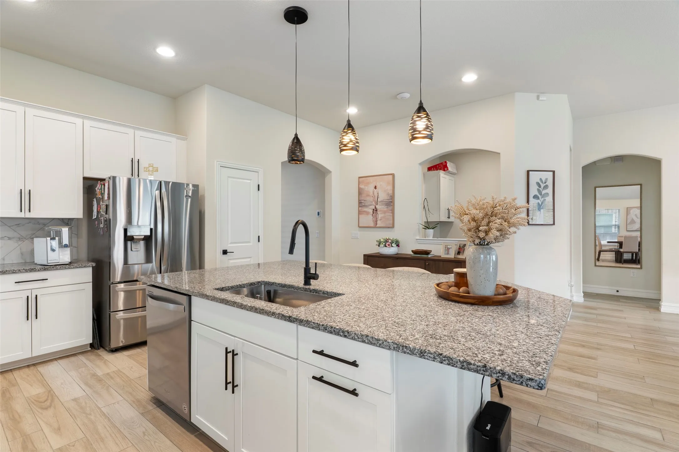 Single Family Residence For Sale in Collin County , 2020 Successful Drive, Wylie, Texas 75098, 3 Bedrooms, 2 Bathrooms, 2 Garage spaces, 2,219 Sqft, built in 2020, Preowned, Price $440,000, mls#21256898, Real Estate Agent in Wylie, Homes For Sale in Collin county, Homes For Sale in Wylie, Realtor in Wylie Texas, Real Estate Brokerage Independent Realty Texas, Luminita Cordes Realtor