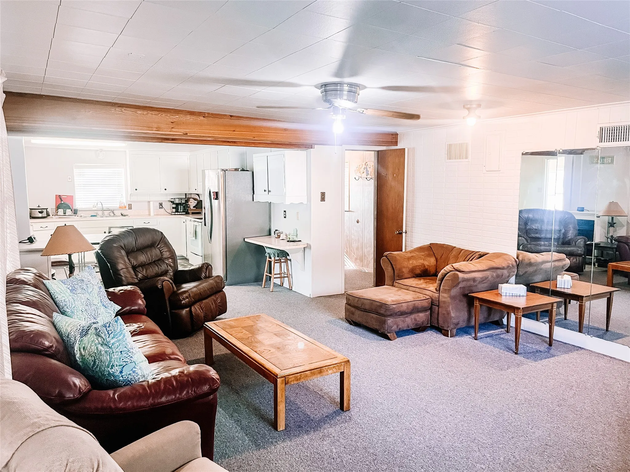 Single Family Residence For Sale in Palo Pinto County , 2037 Harris Drive, Graford, Texas 76449, 2 Bedrooms, 1 Bathroom, Garage spaces, 1,208 Sqft, built in 0, Preowned, Price $790,000, mls#21258836, Real Estate Agent in Graford, Homes For Sale in Palo Pinto county, Homes For Sale in Graford, Realtor in Graford Texas, Real Estate Brokerage Independent Realty Texas, Luminita Cordes Realtor