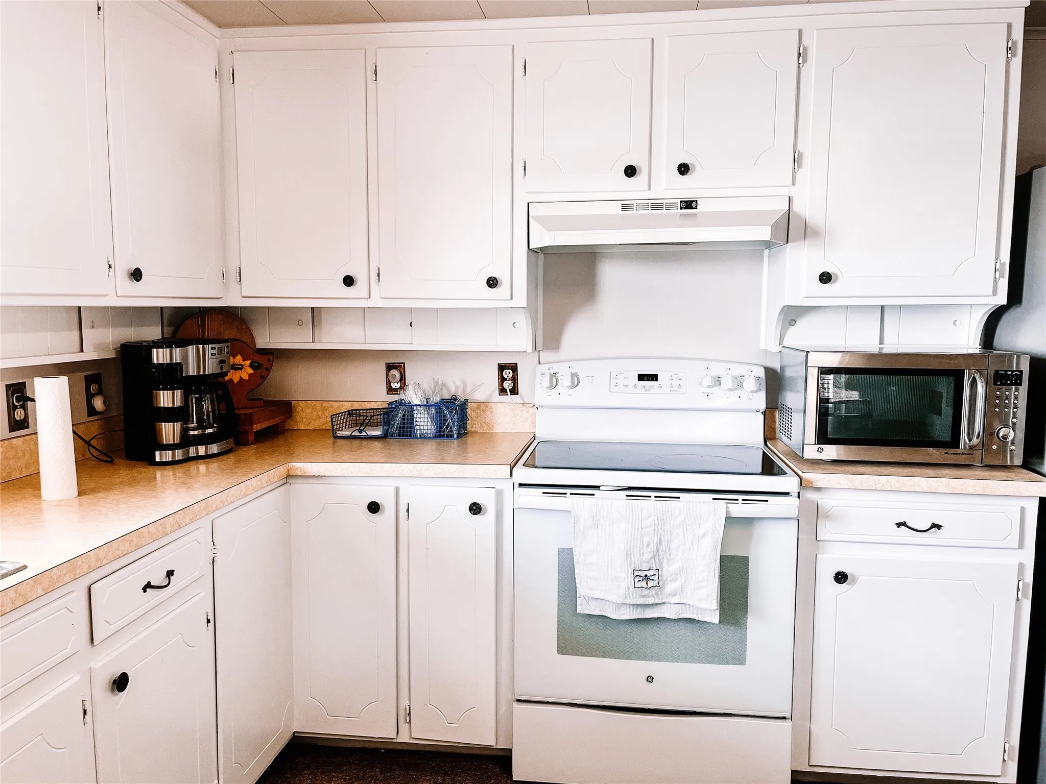 Single Family Residence For Sale in Palo Pinto County , 2037 Harris Drive, Graford, Texas 76449, 2 Bedrooms, 1 Bathroom, Garage spaces, 1,208 Sqft, built in 0, Preowned, Price $790,000, mls#21258836, Real Estate Agent in Graford, Homes For Sale in Palo Pinto county, Homes For Sale in Graford, Realtor in Graford Texas, Real Estate Brokerage Independent Realty Texas, Luminita Cordes Realtor