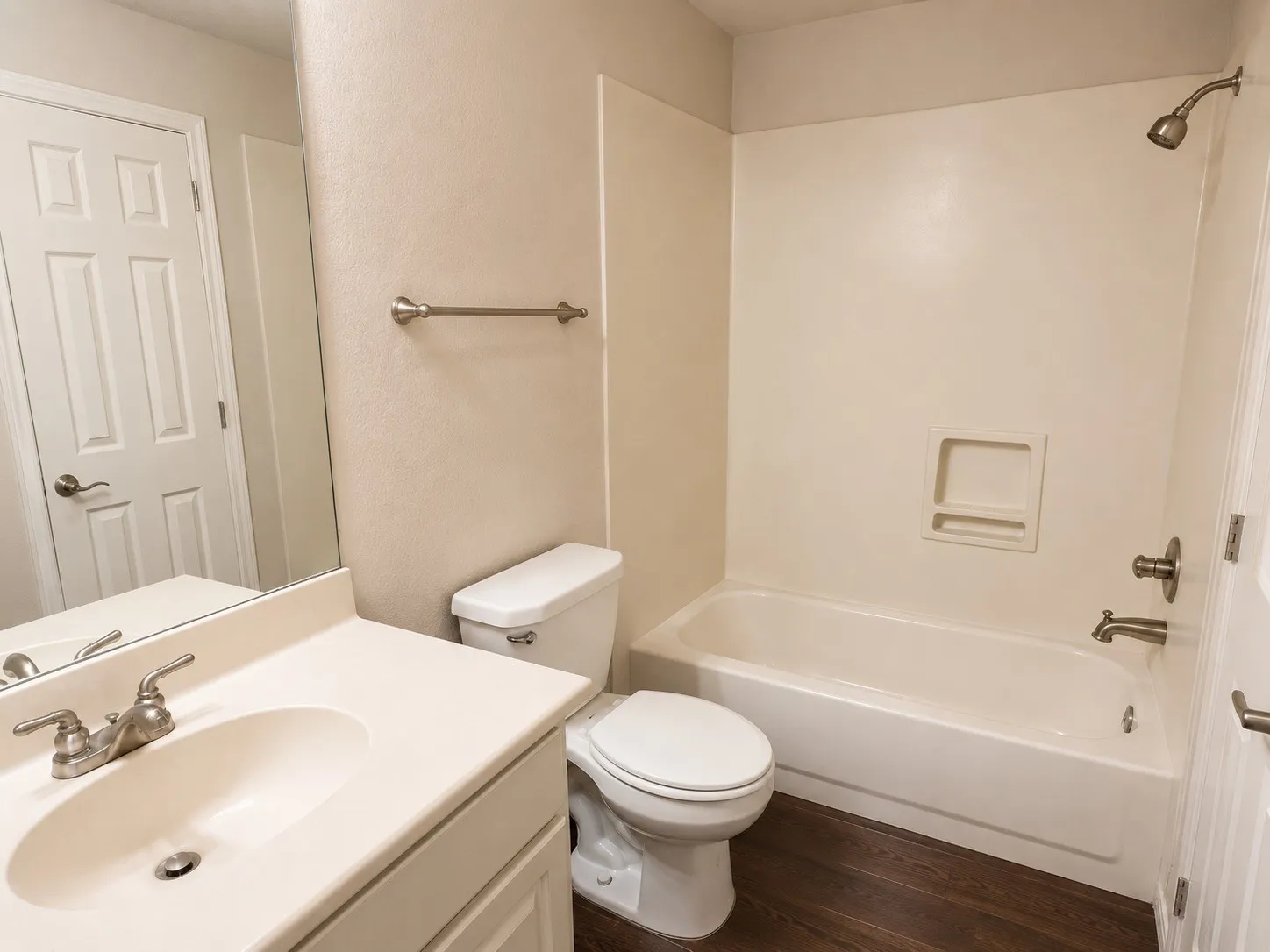 Duplex For Sale in Tarrant County , 1334 Piedmont Drive, Mansfield, Texas 76063, 6 Bedroom, 4 Bathroom, 2 Garage spaces, 2,444 Sqft, built in 2008, mls#21251445, Real Estate Agent in Mansfield, Homes For Sale in Tarrant county, Homes For Sale in Mansfield, Realtor in Mansfield Texas, Real Estate Brokerage Independent Realty Texas, Luminita Cordes Realtor