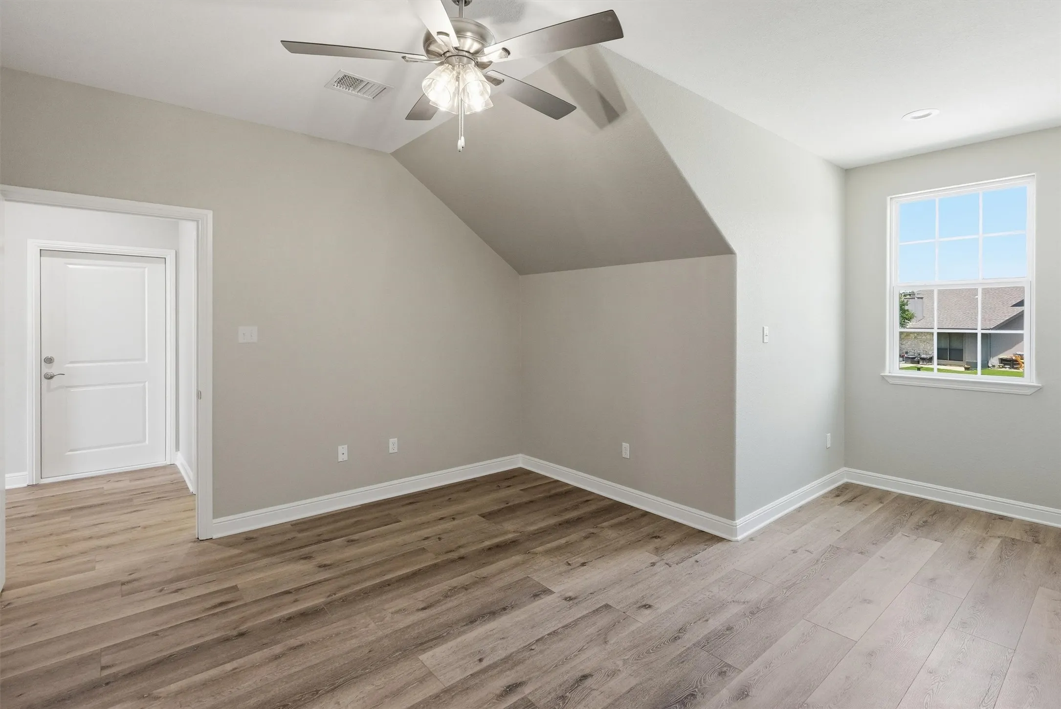 Townhouse For Sale in Hood County , 5126 Country Club Drive, Granbury, Texas 76049, 4 Bedroom, 4 Bathroom, 3 Garage spaces, 3,060 Sqft, built in 2026, New Construction - Complete, mls#21260083, Real Estate Agent in Granbury, Homes For Sale in Hood county, Homes For Sale in Granbury, Realtor in Granbury Texas, Real Estate Brokerage Independent Realty Texas, Luminita Cordes Realtor