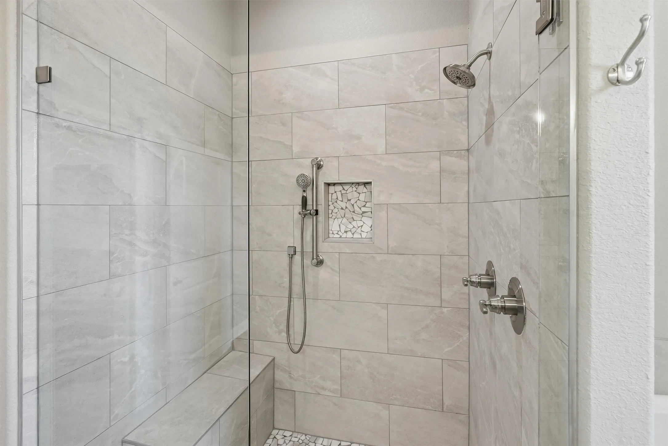 Townhouse For Sale in Hood County , 5126 Country Club Drive, Granbury, Texas 76049, 4 Bedroom, 4 Bathroom, 3 Garage spaces, 3,060 Sqft, built in 2026, New Construction - Complete, mls#21260083, Real Estate Agent in Granbury, Homes For Sale in Hood county, Homes For Sale in Granbury, Realtor in Granbury Texas, Real Estate Brokerage Independent Realty Texas, Luminita Cordes Realtor