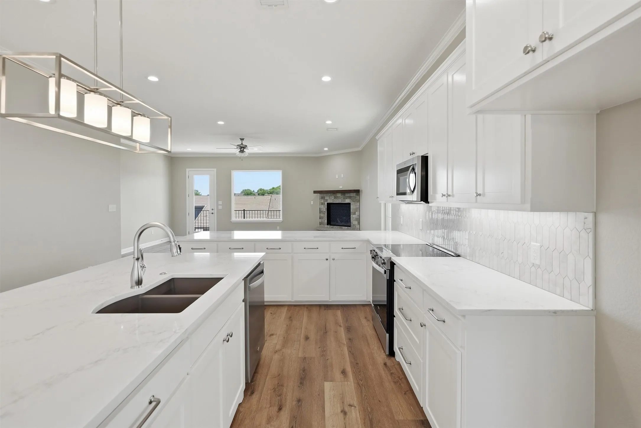 Townhouse For Sale in Hood County , 5126 Country Club Drive, Granbury, Texas 76049, 4 Bedroom, 4 Bathroom, 3 Garage spaces, 3,060 Sqft, built in 2026, New Construction - Complete, mls#21260083, Real Estate Agent in Granbury, Homes For Sale in Hood county, Homes For Sale in Granbury, Realtor in Granbury Texas, Real Estate Brokerage Independent Realty Texas, Luminita Cordes Realtor