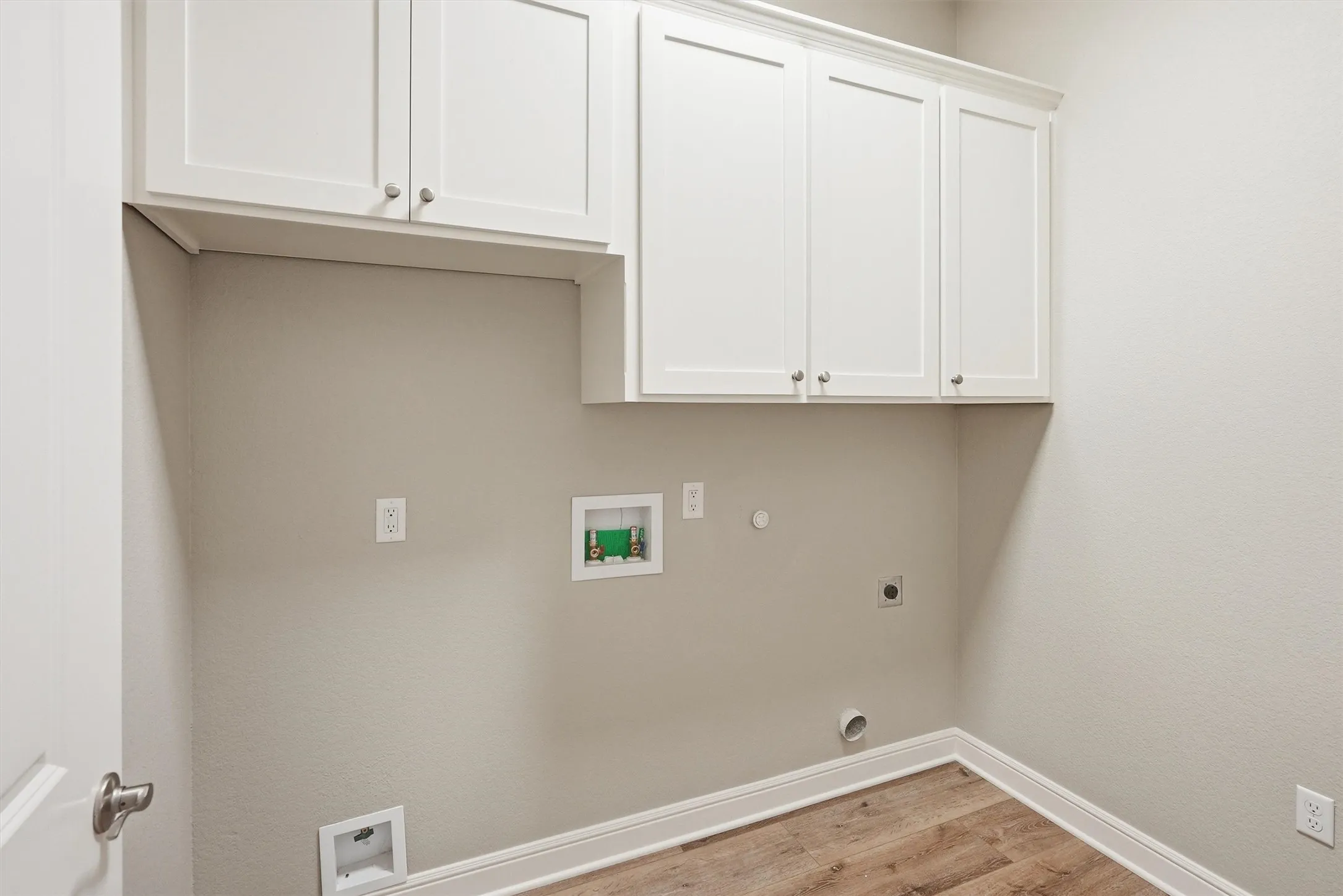 Townhouse For Sale in Hood County , 5126 Country Club Drive, Granbury, Texas 76049, 4 Bedroom, 4 Bathroom, 3 Garage spaces, 3,060 Sqft, built in 2026, New Construction - Complete, mls#21260083, Real Estate Agent in Granbury, Homes For Sale in Hood county, Homes For Sale in Granbury, Realtor in Granbury Texas, Real Estate Brokerage Independent Realty Texas, Luminita Cordes Realtor
