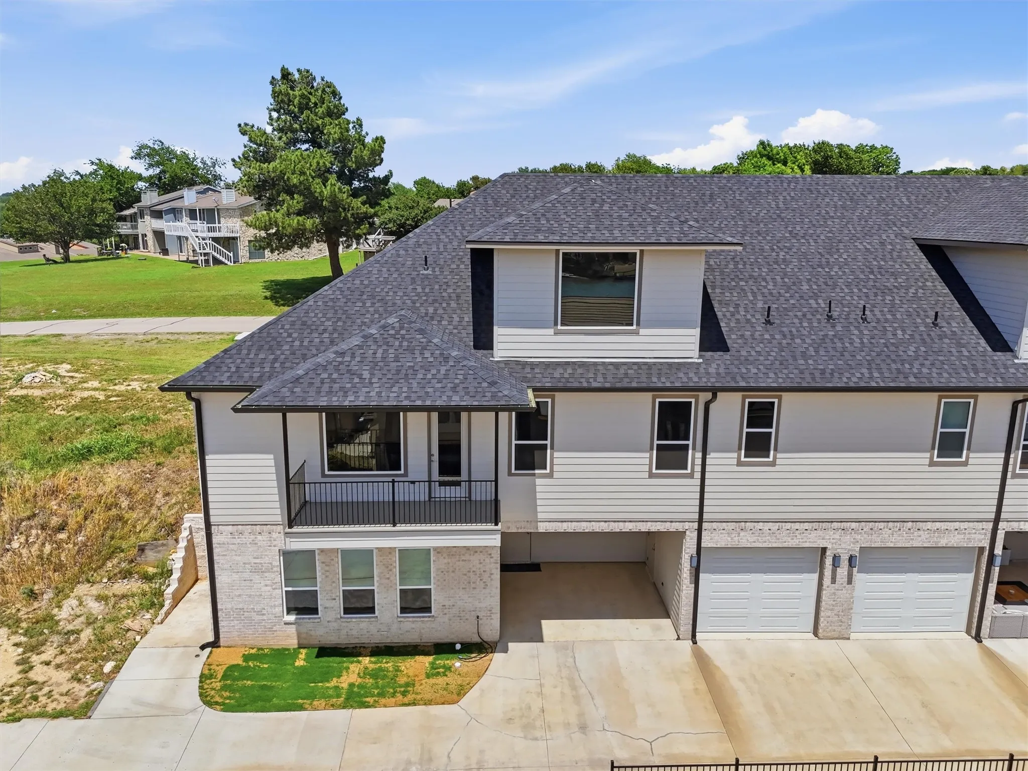 Townhouse For Sale in Hood County , 5126 Country Club Drive, Granbury, Texas 76049, 4 Bedroom, 4 Bathroom, 3 Garage spaces, 3,060 Sqft, built in 2026, New Construction - Complete, mls#21260083, Real Estate Agent in Granbury, Homes For Sale in Hood county, Homes For Sale in Granbury, Realtor in Granbury Texas, Real Estate Brokerage Independent Realty Texas, Luminita Cordes Realtor