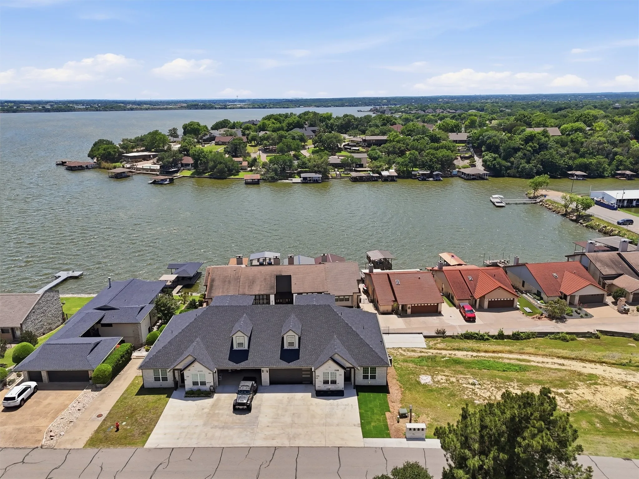 Townhouse For Sale in Hood County , 5126 Country Club Drive, Granbury, Texas 76049, 4 Bedroom, 4 Bathroom, 3 Garage spaces, 3,060 Sqft, built in 2026, New Construction - Complete, mls#21260083, Real Estate Agent in Granbury, Homes For Sale in Hood county, Homes For Sale in Granbury, Realtor in Granbury Texas, Real Estate Brokerage Independent Realty Texas, Luminita Cordes Realtor