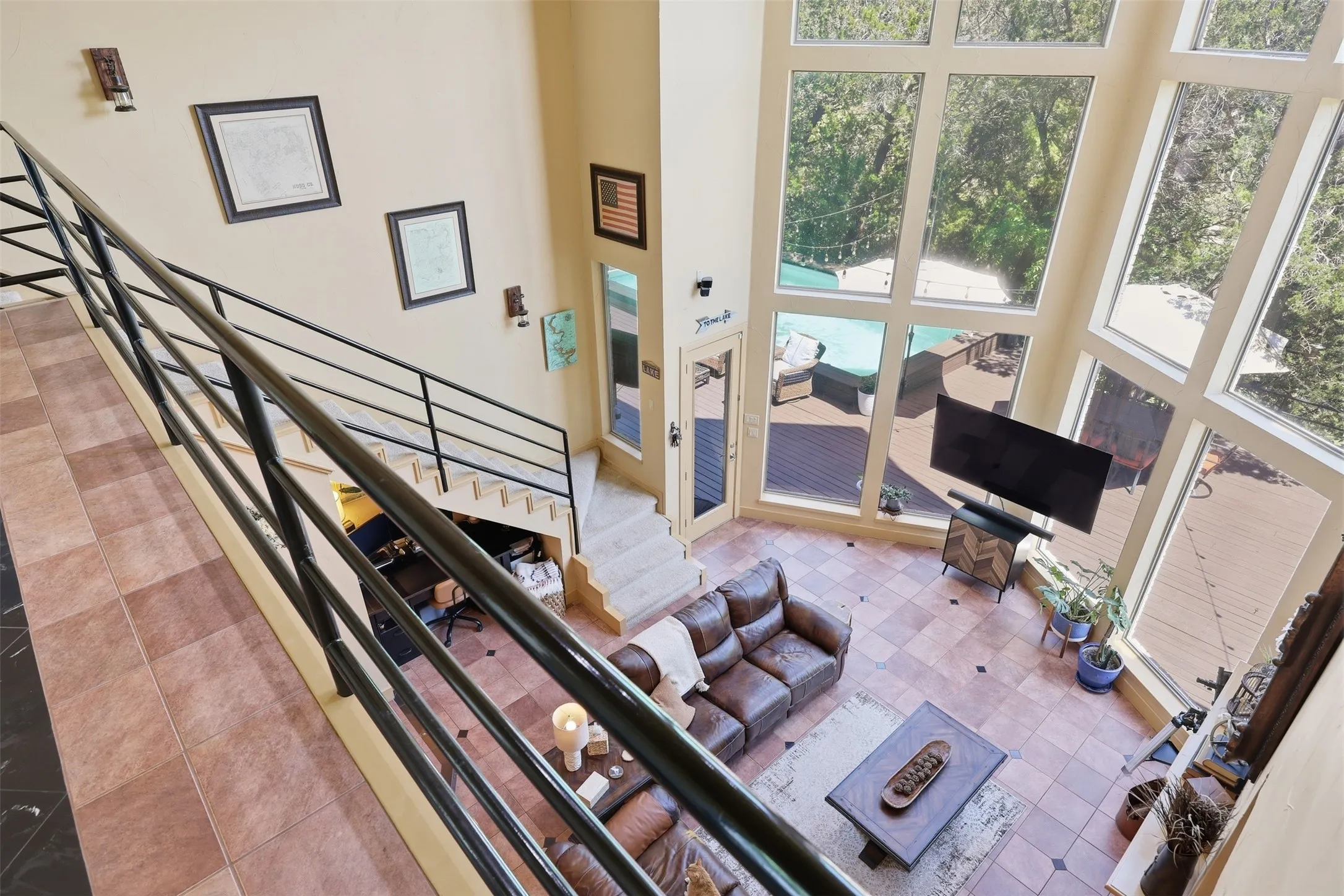 Single Family Residence For Sale in Hood County , 1911 Wigeon Street, Granbury, Texas 76049, 3 Bedroom, 4 Bathroom, 2 Garage spaces, 2,504 Sqft, built in 2004, mls#21261671, Real Estate Agent in Granbury, Homes For Sale in Hood county, Homes For Sale in Granbury, Realtor in Granbury Texas, Real Estate Brokerage Independent Realty Texas, Luminita Cordes Realtor