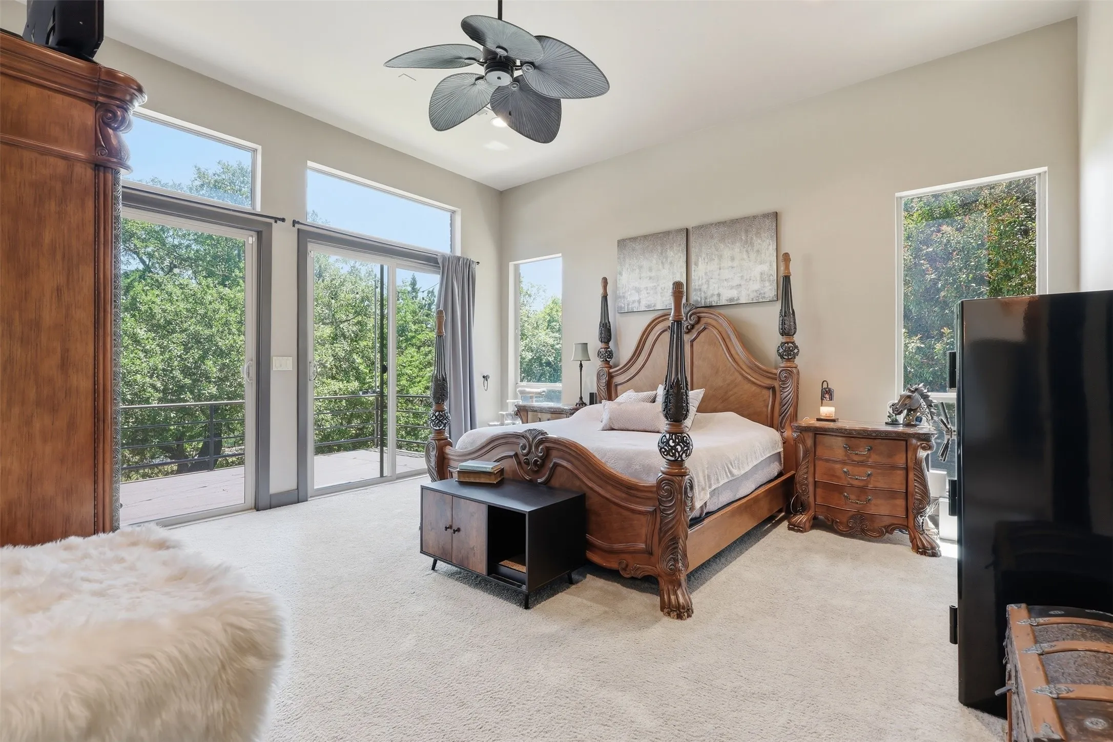 Single Family Residence For Sale in Hood County , 1911 Wigeon Street, Granbury, Texas 76049, 3 Bedroom, 4 Bathroom, 2 Garage spaces, 2,504 Sqft, built in 2004, mls#21261671, Real Estate Agent in Granbury, Homes For Sale in Hood county, Homes For Sale in Granbury, Realtor in Granbury Texas, Real Estate Brokerage Independent Realty Texas, Luminita Cordes Realtor
