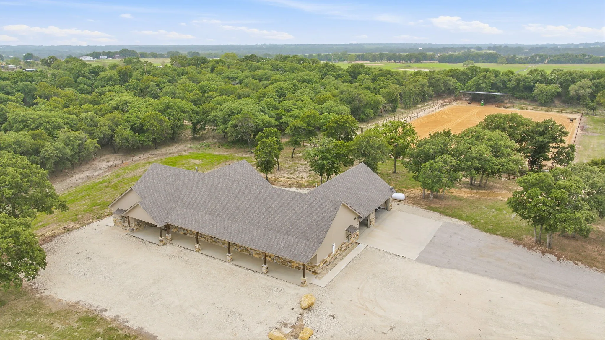 Farm For Sale in Erath County , 6360 County Road 180, Stephenville, Texas 76401, 3 Bedroom, 3 Bathroom, 3 Garage spaces, 4,308 Sqft, built in 2023, New Construction - Complete, mls#21261984, Real Estate Agent in Stephenville, Homes For Sale in Erath county, Homes For Sale in Stephenville, Realtor in Stephenville Texas, Real Estate Brokerage Independent Realty Texas, Luminita Cordes Realtor