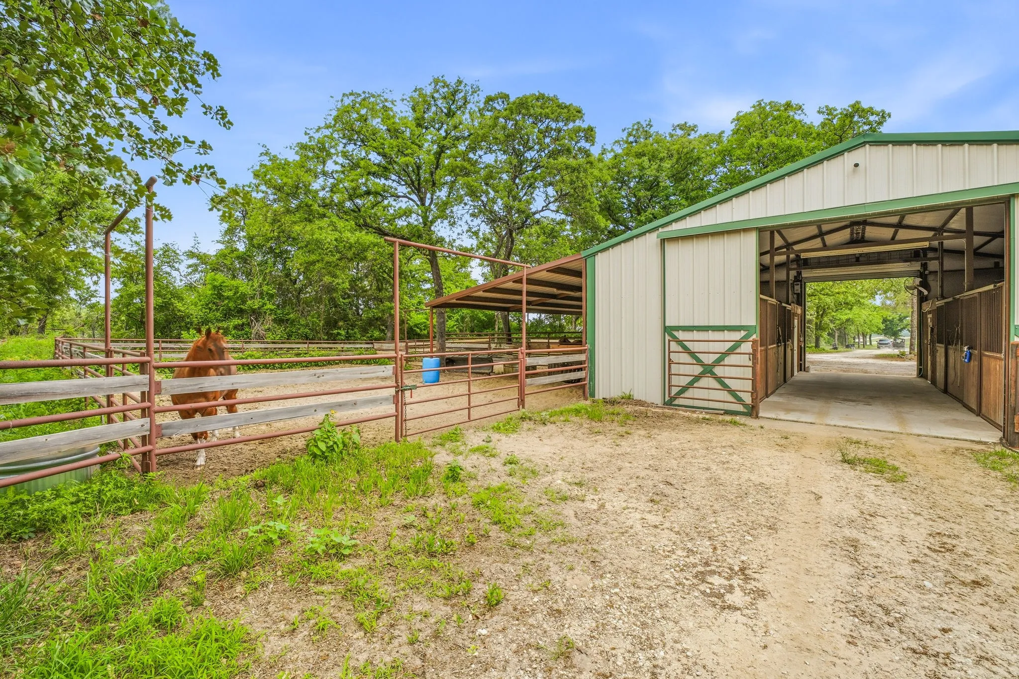 Farm For Sale in Erath County , 6360 County Road 180, Stephenville, Texas 76401, 3 Bedroom, 3 Bathroom, 3 Garage spaces, 4,308 Sqft, built in 2023, New Construction - Complete, mls#21261984, Real Estate Agent in Stephenville, Homes For Sale in Erath county, Homes For Sale in Stephenville, Realtor in Stephenville Texas, Real Estate Brokerage Independent Realty Texas, Luminita Cordes Realtor
