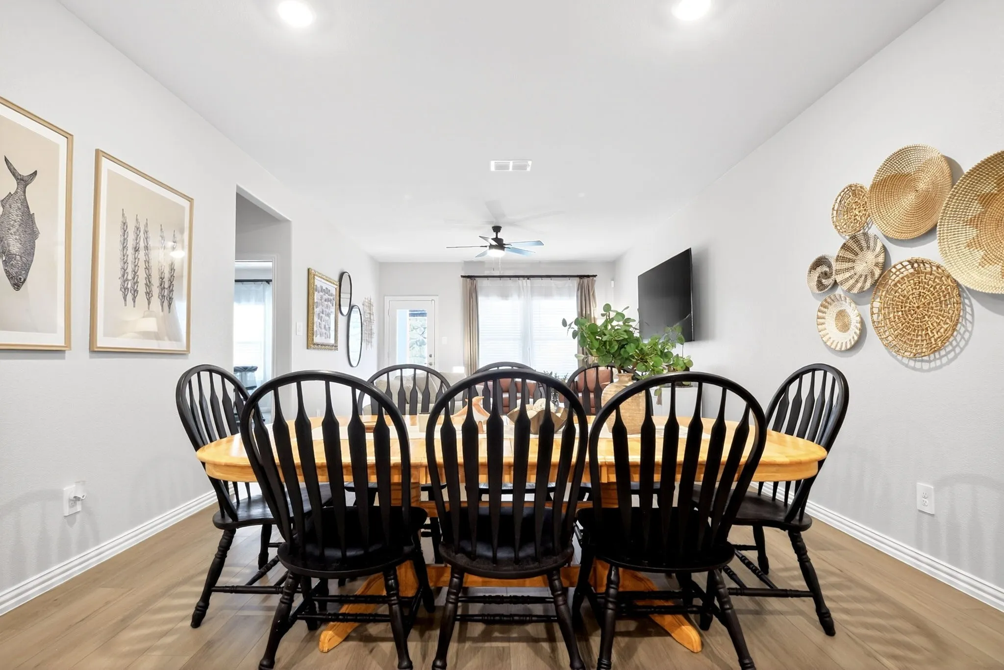 Single Family Residence For Sale in Kaufman County , 2230 Cliff Springs Drive, Forney, Texas 75126, 3 Bedrooms, 2 Bathrooms, 2 Garage spaces, 1,498 Sqft, built in 2023, Preowned, Price $274,000, mls#21258014, Real Estate Agent in Forney, Homes For Sale in Kaufman county, Homes For Sale in Forney, Realtor in Forney Texas, Real Estate Brokerage Independent Realty Texas, Luminita Cordes Realtor