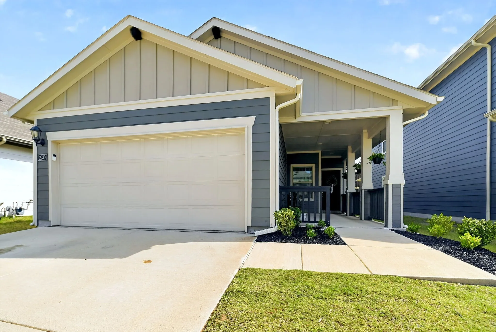 Single Family Residence For Sale in Kaufman County , 2230 Cliff Springs Drive, Forney, Texas 75126, 3 Bedrooms, 2 Bathrooms, 2 Garage spaces, 1,498 Sqft, built in 2023, Preowned, Price $274,000, mls#21258014, Real Estate Agent in Forney, Homes For Sale in Kaufman county, Homes For Sale in Forney, Realtor in Forney Texas, Real Estate Brokerage Independent Realty Texas, Luminita Cordes Realtor