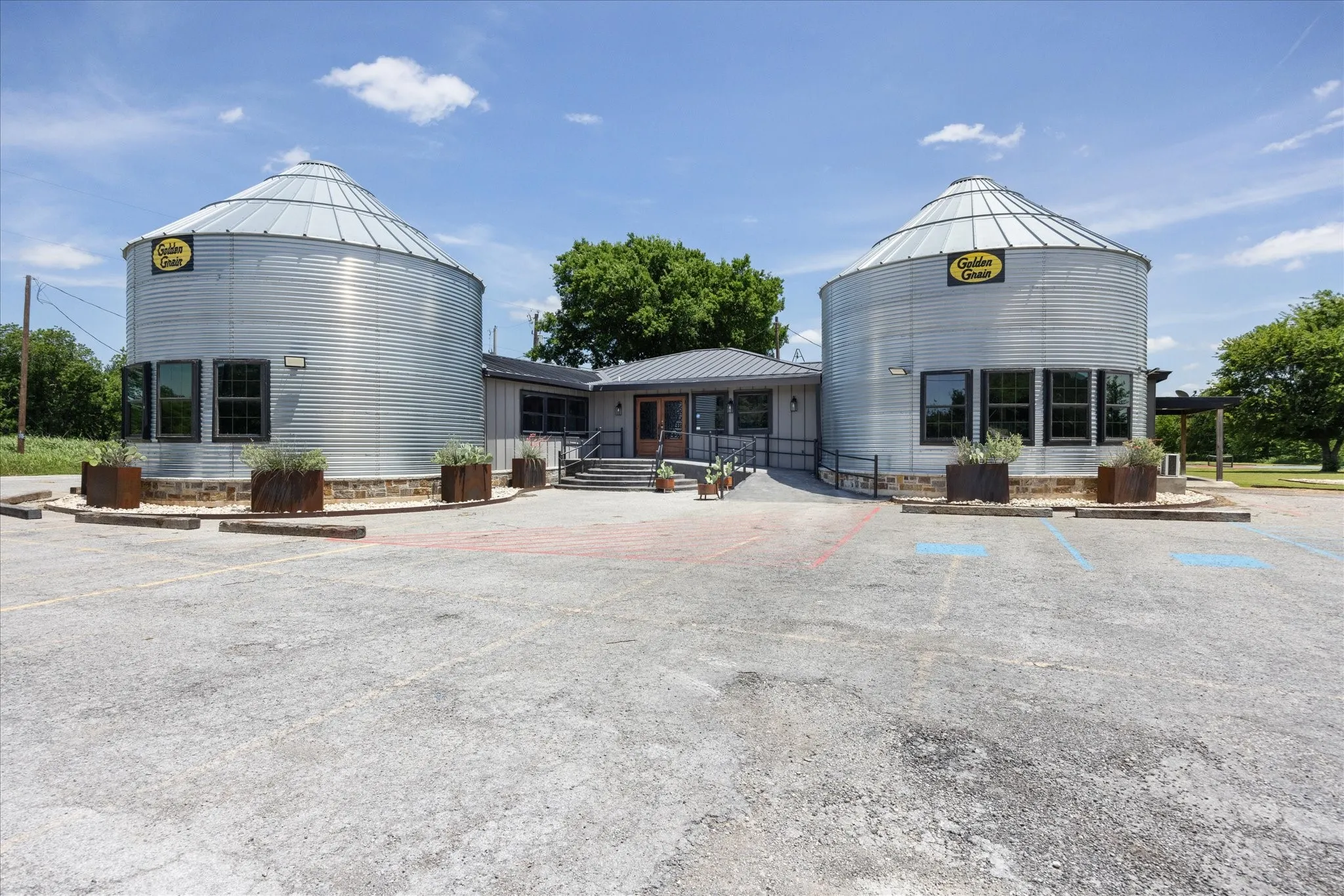 Business For Rent in Somervell County , 2192 N Highway 144, Glen Rose, Texas 76043, 0, 0, Garage spaces, 0 Sqft, built in 2023, Preowned, Price $5,830, mls#21258855, Real Estate Agent in Glen Rose, Homes For Rent in Somervell county, Homes For Rent in Glen Rose, Realtor in Glen Rose Texas, Real Estate Brokerage Independent Realty Texas, Luminita Cordes Realtor