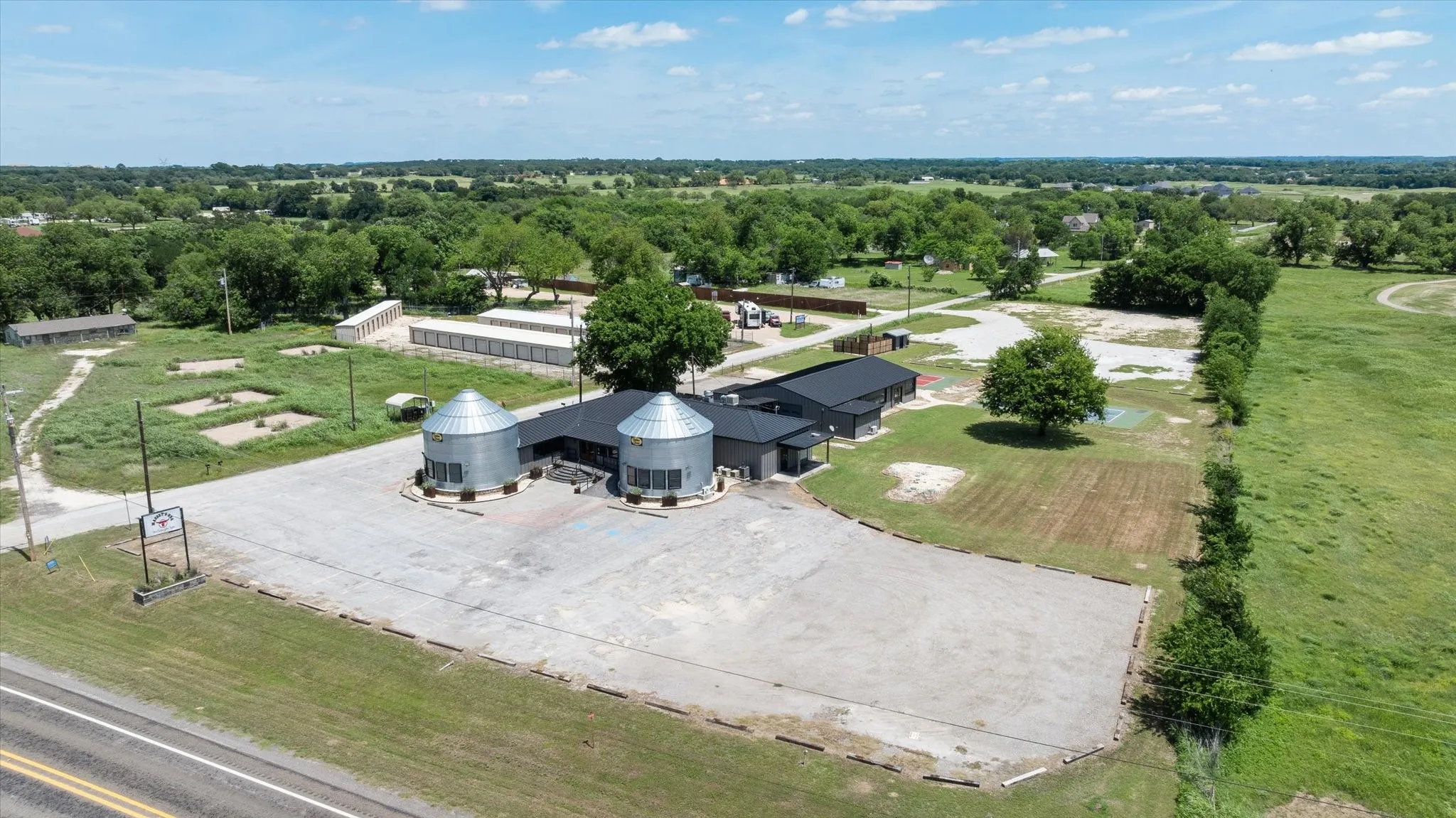 Business For Rent in Somervell County , 2192 N Highway 144, Glen Rose, Texas 76043, 0, 0, Garage spaces, 0 Sqft, built in 2023, Preowned, Price $5,830, mls#21258855, Real Estate Agent in Glen Rose, Homes For Rent in Somervell county, Homes For Rent in Glen Rose, Realtor in Glen Rose Texas, Real Estate Brokerage Independent Realty Texas, Luminita Cordes Realtor