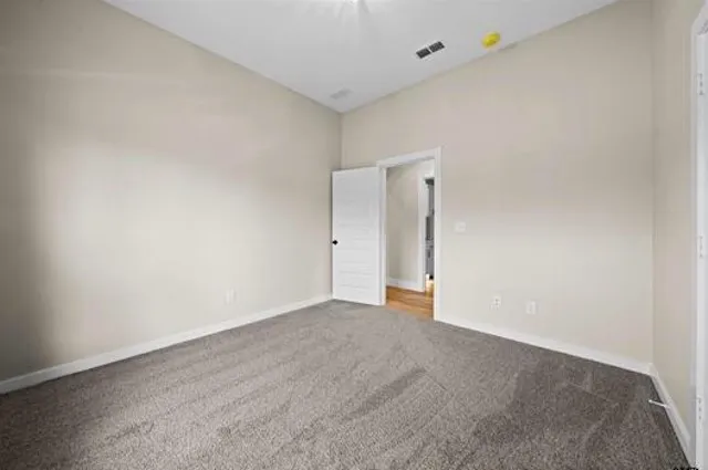 Single Family Residence For Sale in Smith County , 16221 Crossing Circle, Lindale, Texas 75771, 3 Bedroom, 2 Bathroom, 2 Garage spaces, 1,700 Sqft, built in 2023, mls#21262203, Real Estate Agent in Lindale, Homes For Sale in Smith county, Homes For Sale in Lindale, Realtor in Lindale Texas, Real Estate Brokerage Independent Realty Texas, Luminita Cordes Realtor