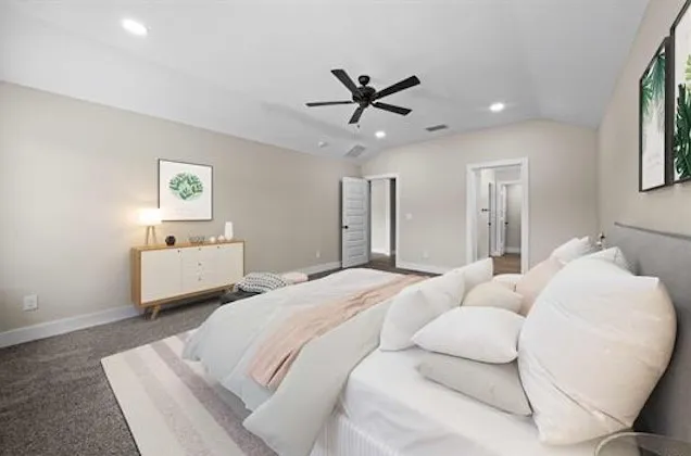 Single Family Residence For Sale in Smith County , 16221 Crossing Circle, Lindale, Texas 75771, 3 Bedroom, 2 Bathroom, 2 Garage spaces, 1,700 Sqft, built in 2023, mls#21262203, Real Estate Agent in Lindale, Homes For Sale in Smith county, Homes For Sale in Lindale, Realtor in Lindale Texas, Real Estate Brokerage Independent Realty Texas, Luminita Cordes Realtor