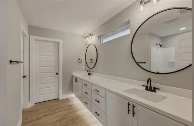 Single Family Residence For Sale in Smith County , 16221 Crossing Circle, Lindale, Texas 75771, 3 Bedroom, 2 Bathroom, 2 Garage spaces, 1,700 Sqft, built in 2023, mls#21262203, Real Estate Agent in Lindale, Homes For Sale in Smith county, Homes For Sale in Lindale, Realtor in Lindale Texas, Real Estate Brokerage Independent Realty Texas, Luminita Cordes Realtor