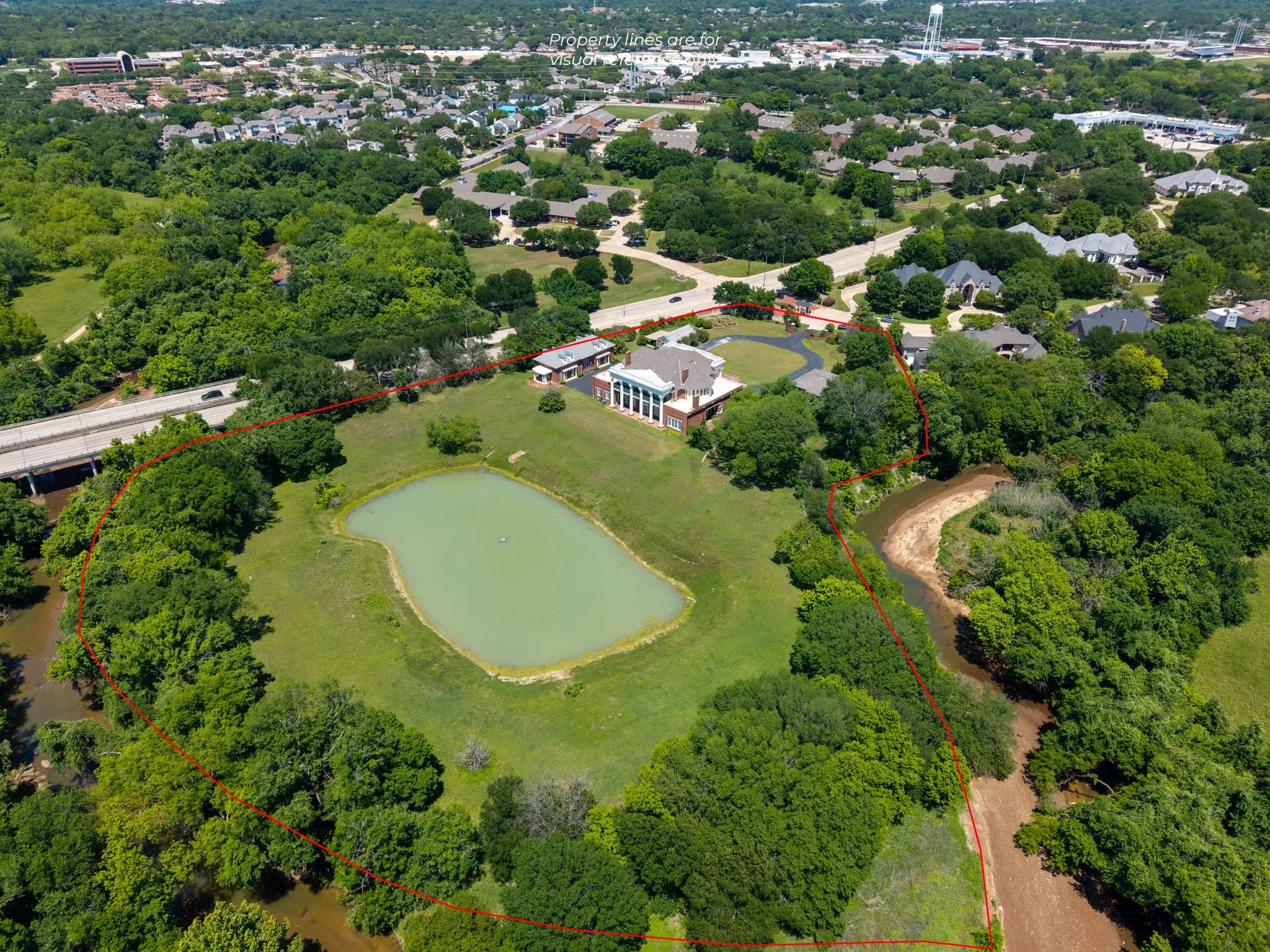 Single Family Residence For Sale in Tarrant County , 2300 Panorama, Arlington, Texas 76016, 4 Bedroom, 7 Bathroom, 4 Garage spaces, 8,707 Sqft, built in 1997, Preowned, mls#21261863, Real Estate Agent in Arlington, Homes For Sale in Tarrant county, Homes For Sale in Arlington, Realtor in Arlington Texas, Real Estate Brokerage Independent Realty Texas, Luminita Cordes Realtor