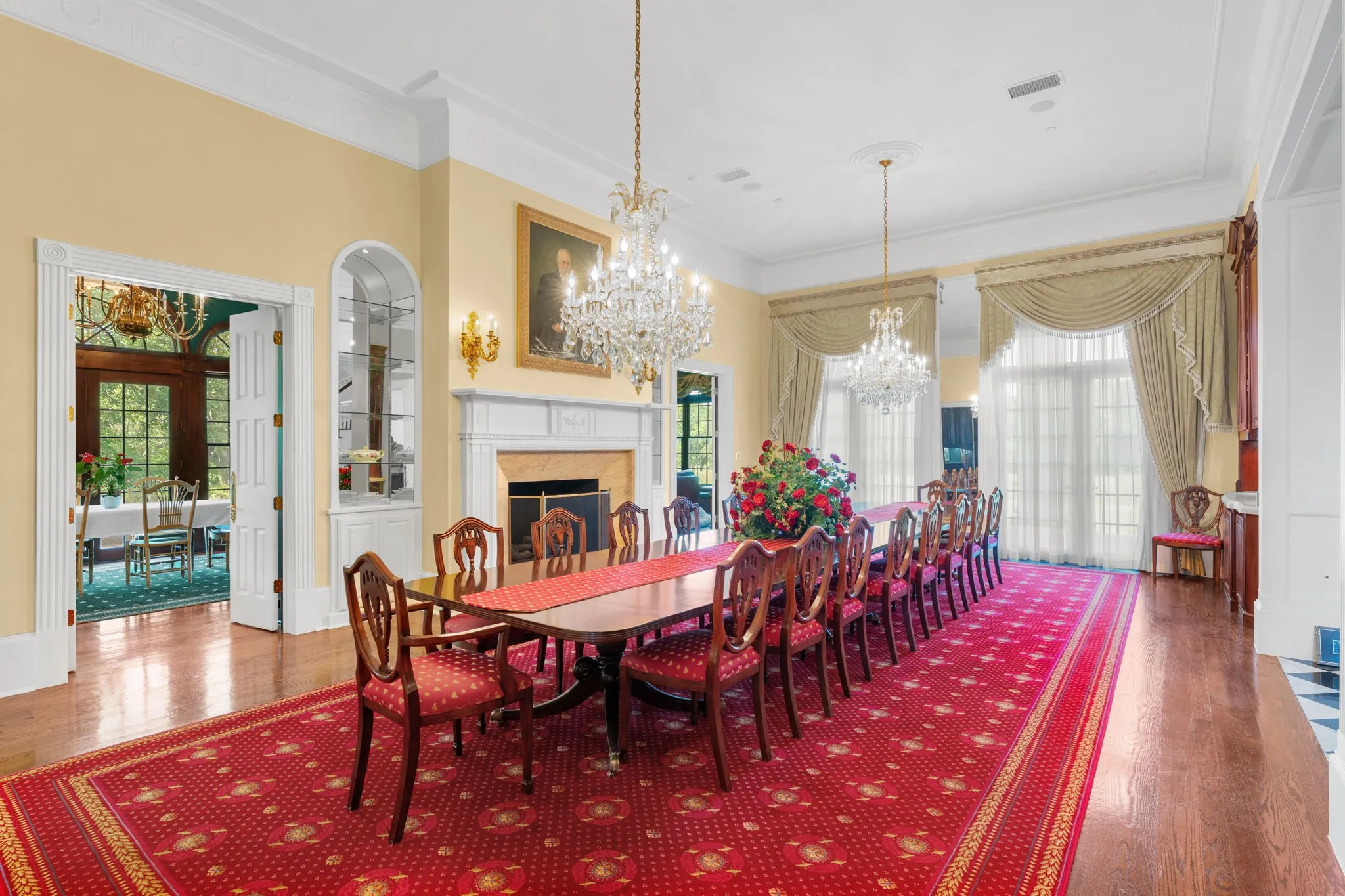Single Family Residence For Sale in Tarrant County , 2300 Panorama, Arlington, Texas 76016, 4 Bedroom, 7 Bathroom, 4 Garage spaces, 8,707 Sqft, built in 1997, Preowned, mls#21261863, Real Estate Agent in Arlington, Homes For Sale in Tarrant county, Homes For Sale in Arlington, Realtor in Arlington Texas, Real Estate Brokerage Independent Realty Texas, Luminita Cordes Realtor