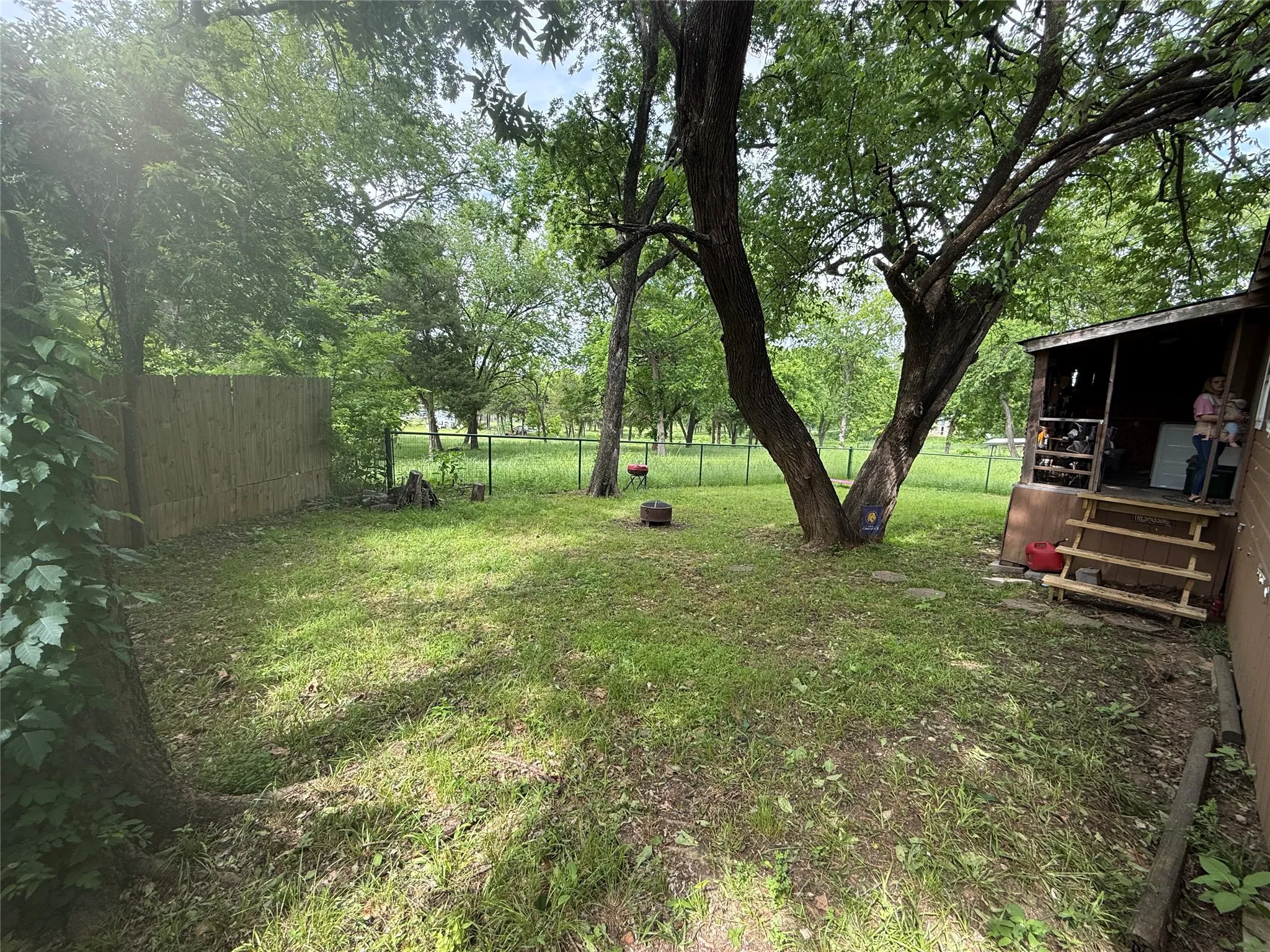 Single Family Residence For Sale in Hunt County , 1006 Bishop Street, Commerce, Texas 75428, 2 Bedroom, 1 Bathroom, Garage spaces, 792 Sqft, built in 1956, Price $105,000, mls#21262263, Real Estate Agent in Commerce, Homes For Sale in Hunt county, Homes For Sale in Commerce, Realtor in Commerce Texas, Real Estate Brokerage Independent Realty Texas, Luminita Cordes Realtor