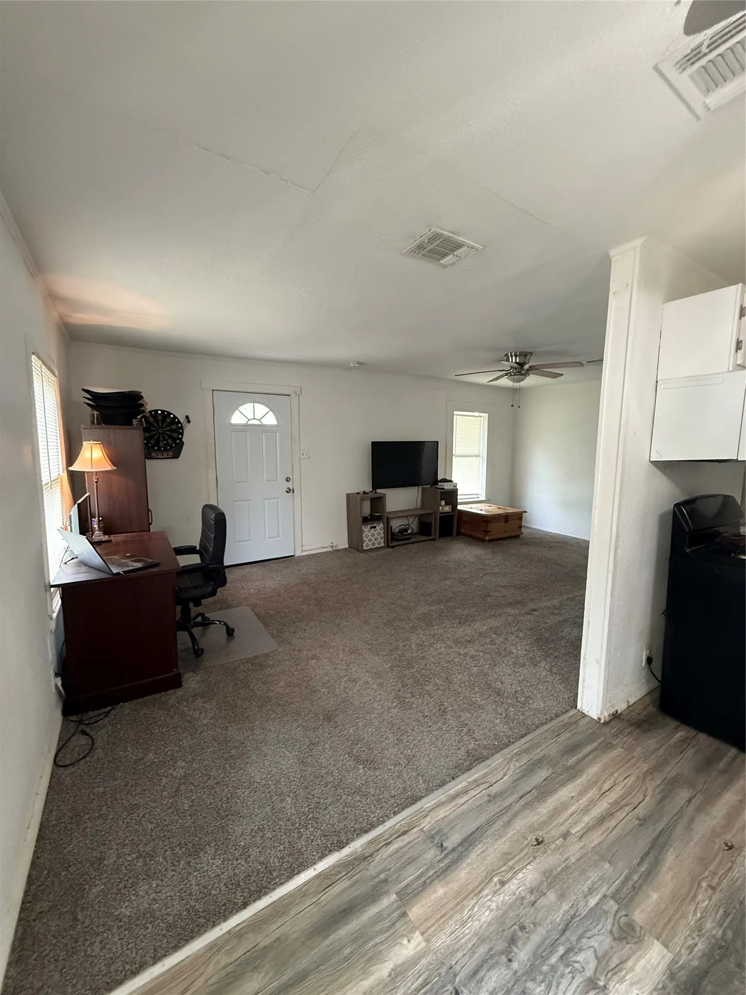 Single Family Residence For Sale in Hunt County , 1006 Bishop Street, Commerce, Texas 75428, 2 Bedroom, 1 Bathroom, Garage spaces, 792 Sqft, built in 1956, Price $105,000, mls#21262263, Real Estate Agent in Commerce, Homes For Sale in Hunt county, Homes For Sale in Commerce, Realtor in Commerce Texas, Real Estate Brokerage Independent Realty Texas, Luminita Cordes Realtor
