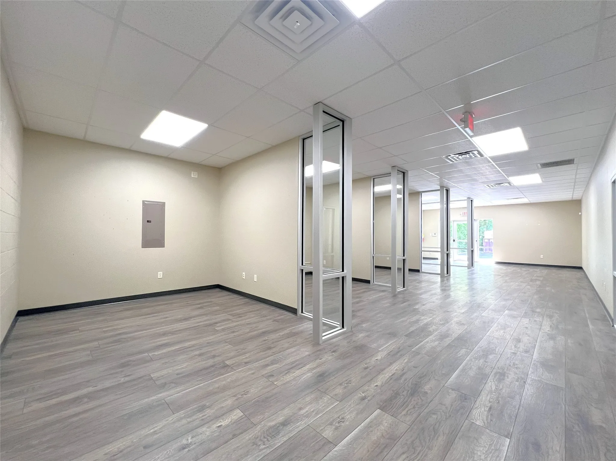 Office For Rent in Hopkins County , 200 Shannon Road W, Sulphur Springs, Texas 75482, 0, 0, Garage spaces, 0 Sqft, built in 1972, Preowned, Price $2,100, mls#21253308, Real Estate Agent in Sulphur Springs, Homes For Rent in Hopkins county, Homes For Rent in Sulphur Springs, Realtor in Sulphur Springs Texas, Real Estate Brokerage Independent Realty Texas, Luminita Cordes Realtor