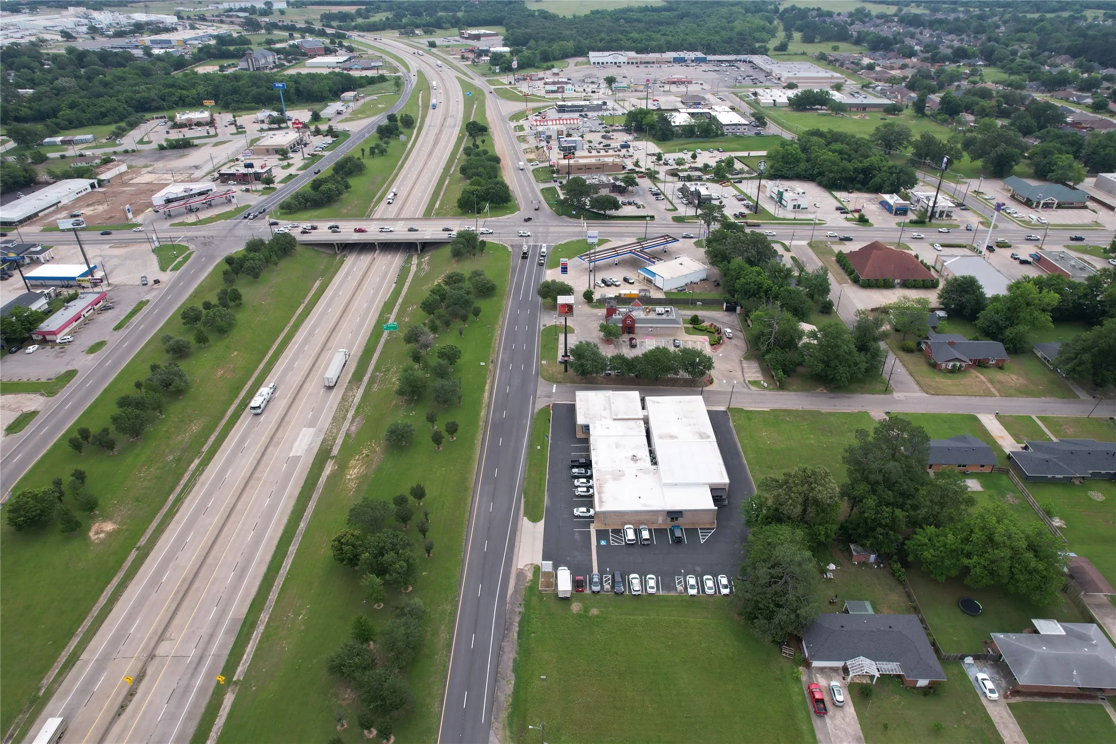 Office For Rent in Hopkins County , 200 Shannon Road W, Sulphur Springs, Texas 75482, 0, 0, Garage spaces, 0 Sqft, built in 1972, Preowned, Price $2,100, mls#21253308, Real Estate Agent in Sulphur Springs, Homes For Rent in Hopkins county, Homes For Rent in Sulphur Springs, Realtor in Sulphur Springs Texas, Real Estate Brokerage Independent Realty Texas, Luminita Cordes Realtor
