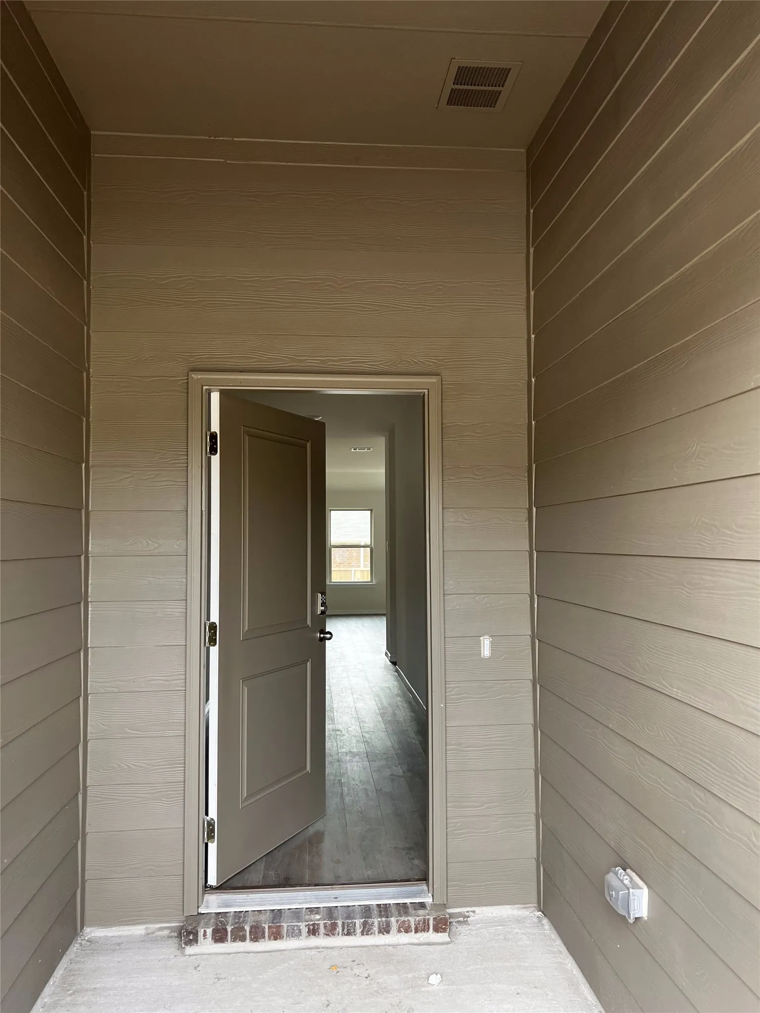 Single Family Residence For Rent in Grayson County , 2304 Alamo Drive, Sherman, Texas 75090, 3 Bedroom, 2 Bathroom, 2 Garage spaces, 1,650 Sqft, built in 2023, mls#21261915, Real Estate Agent in Sherman, Homes For Rent in Grayson county, Homes For Rent in Sherman, Realtor in Sherman Texas, Real Estate Brokerage Independent Realty Texas, Luminita Cordes Realtor