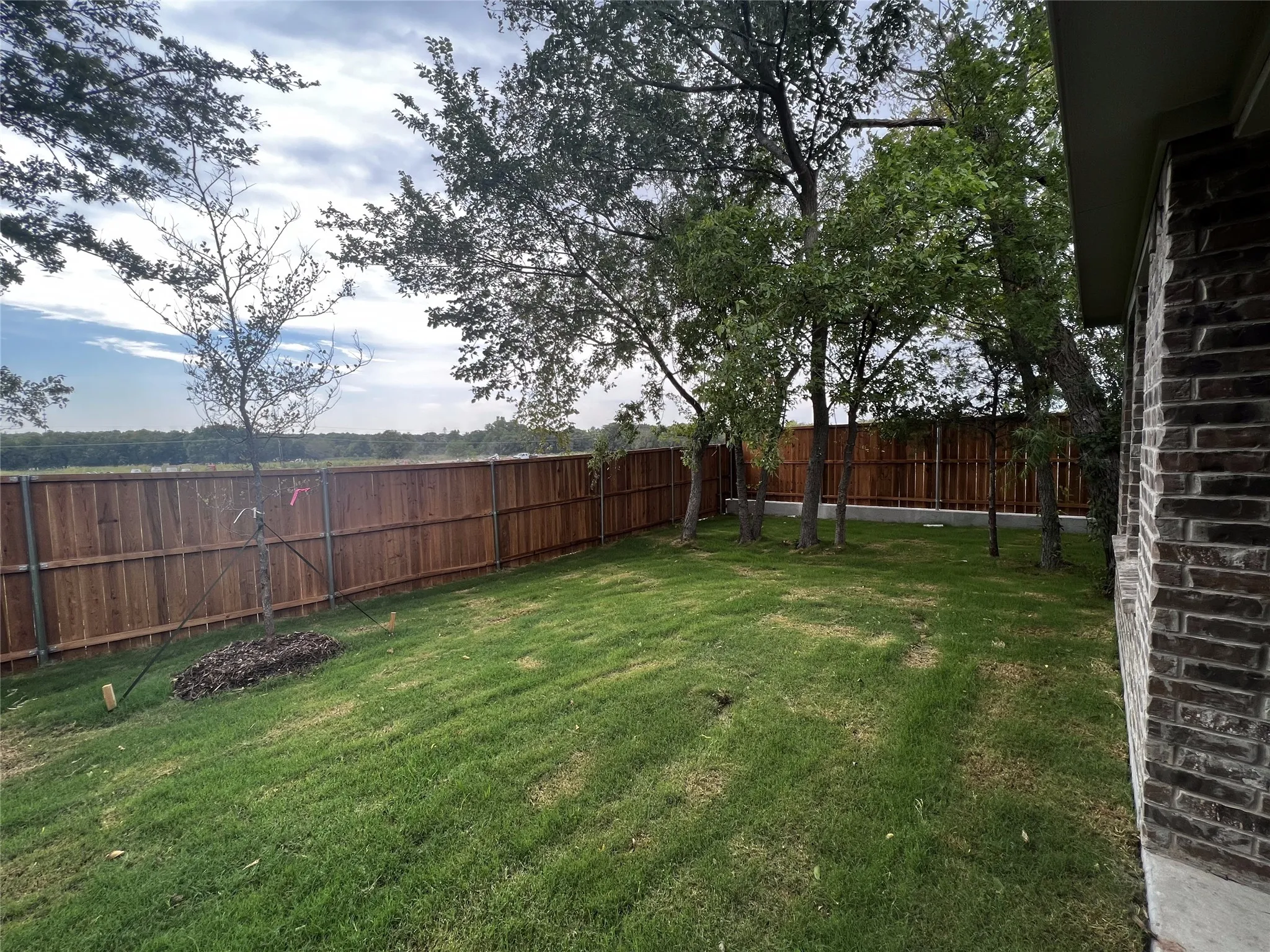 Single Family Residence For Rent in Grayson County , 2304 Alamo Drive, Sherman, Texas 75090, 3 Bedroom, 2 Bathroom, 2 Garage spaces, 1,650 Sqft, built in 2023, mls#21261915, Real Estate Agent in Sherman, Homes For Rent in Grayson county, Homes For Rent in Sherman, Realtor in Sherman Texas, Real Estate Brokerage Independent Realty Texas, Luminita Cordes Realtor