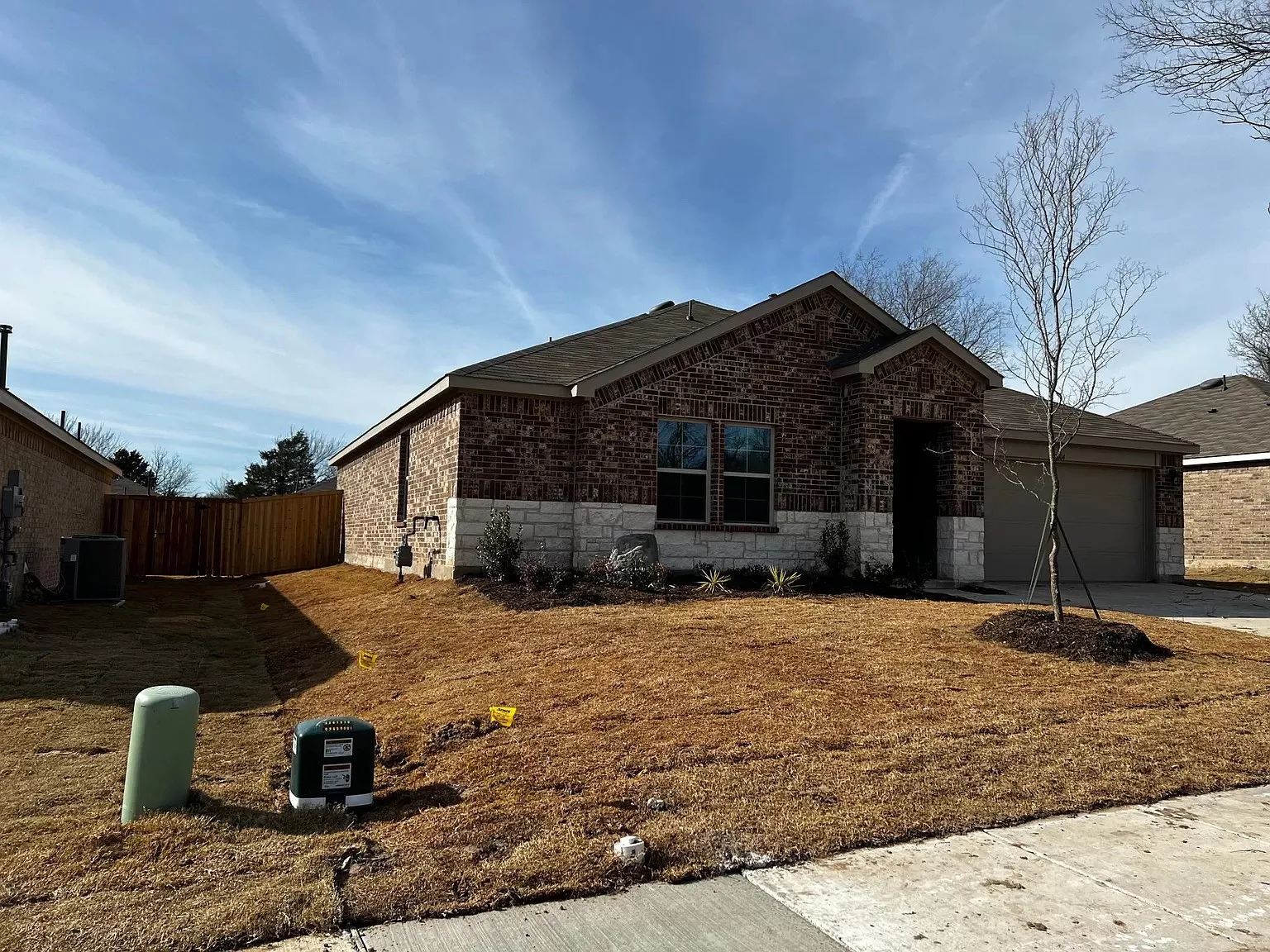 Single Family Residence For Rent in Grayson County , 2304 Alamo Drive, Sherman, Texas 75090, 3 Bedroom, 2 Bathroom, 2 Garage spaces, 1,650 Sqft, built in 2023, mls#21261915, Real Estate Agent in Sherman, Homes For Rent in Grayson county, Homes For Rent in Sherman, Realtor in Sherman Texas, Real Estate Brokerage Independent Realty Texas, Luminita Cordes Realtor