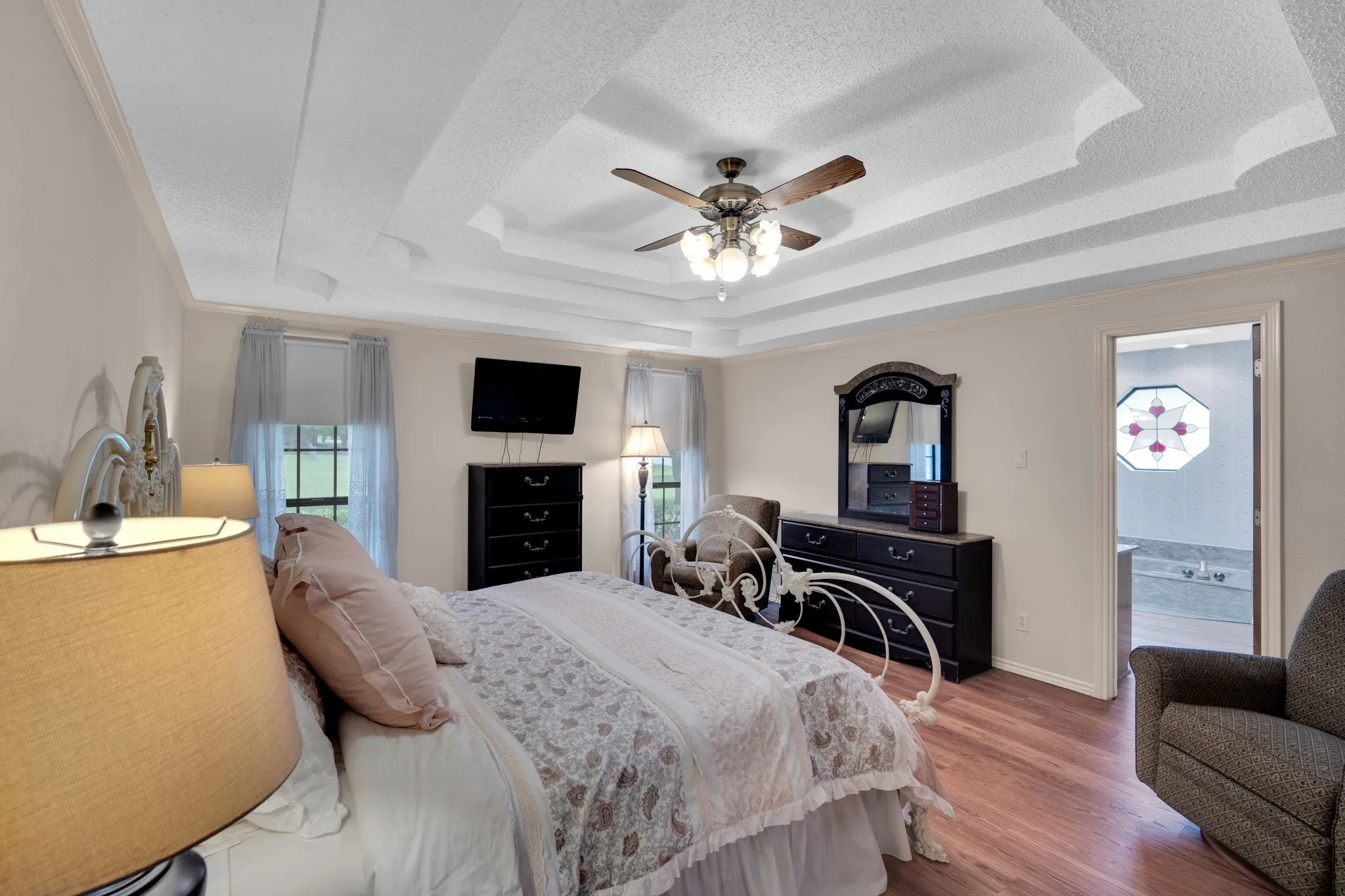 Single Family Residence For Sale in Ellis County , 750 Allen Lane, Midlothian, Texas 76065, 4 Bedroom, 4 Bathroom, 2 Garage spaces, 2,692 Sqft, built in 1985, Preowned, mls#21257611, Real Estate Agent in Midlothian, Homes For Sale in Ellis county, Homes For Sale in Midlothian, Realtor in Midlothian Texas, Real Estate Brokerage Independent Realty Texas, Luminita Cordes Realtor
