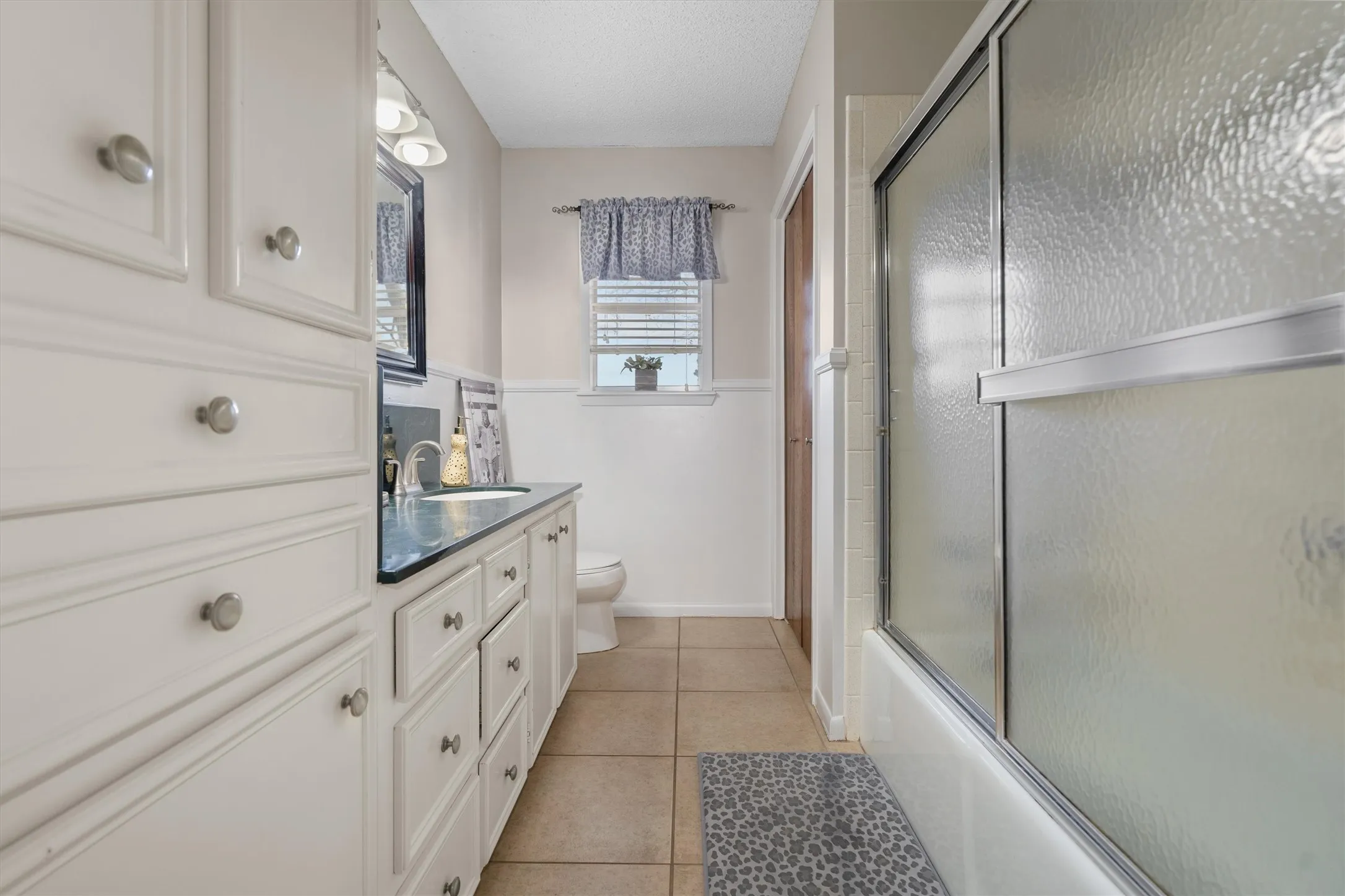 Single Family Residence For Sale in Smith County , 13929 County Road 1140, Tyler, Texas 75709, 5 Bedroom, 4 Bathroom, 2 Garage spaces, 1,691 Sqft, built in 1970, mls#21262325, Real Estate Agent in Tyler, Homes For Sale in Smith county, Homes For Sale in Tyler, Realtor in Tyler Texas, Real Estate Brokerage Independent Realty Texas, Luminita Cordes Realtor