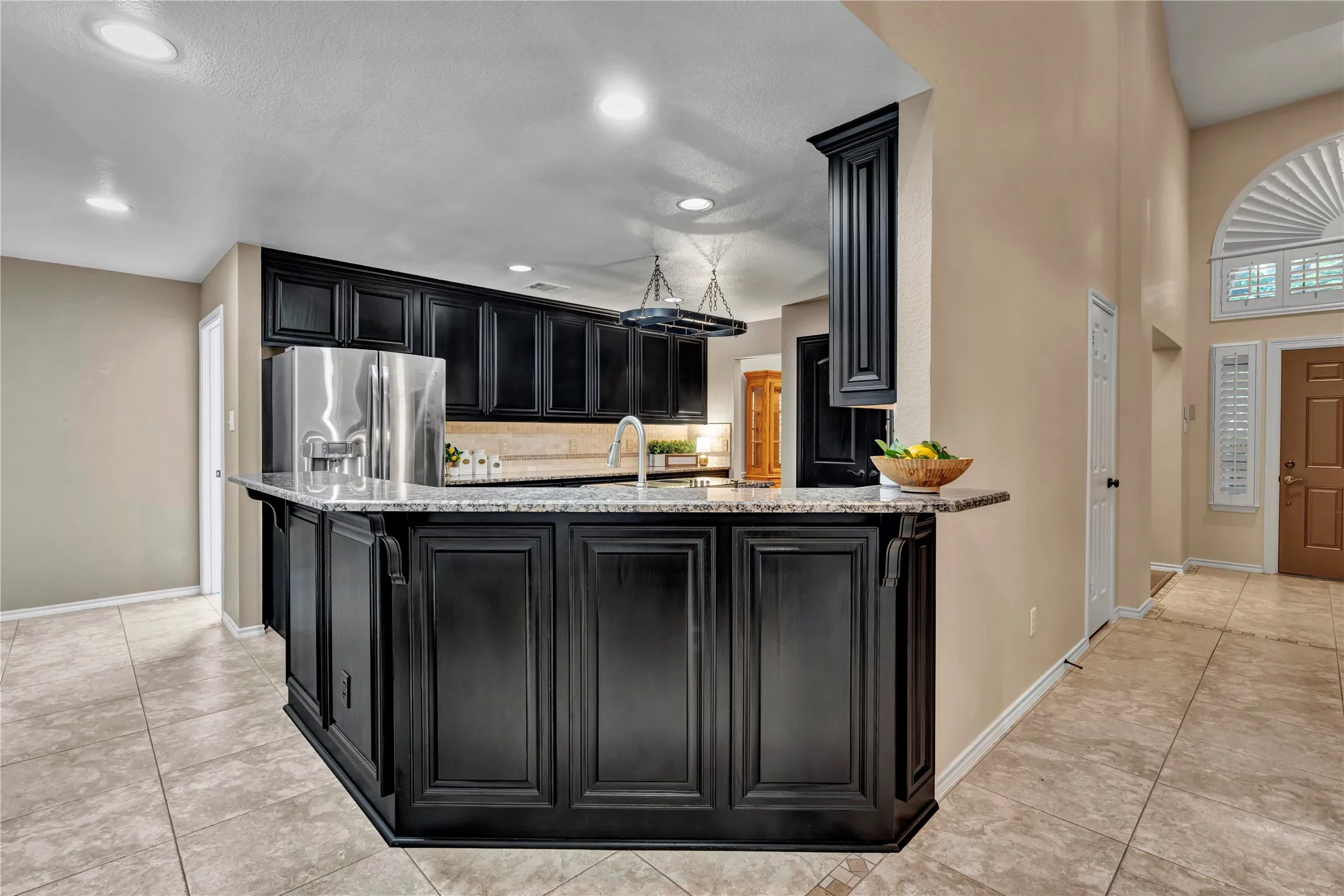 Single Family Residence For Sale in Collin County , 2405 Charlene Drive, Plano, Texas 75074, 3 Bedroom, 3 Bathroom, 3 Garage spaces, 2,637 Sqft, built in 1996, mls#21262336, Real Estate Agent in Plano, Homes For Sale in Collin county, Homes For Sale in Plano, Realtor in Plano Texas, Real Estate Brokerage Independent Realty Texas, Luminita Cordes Realtor